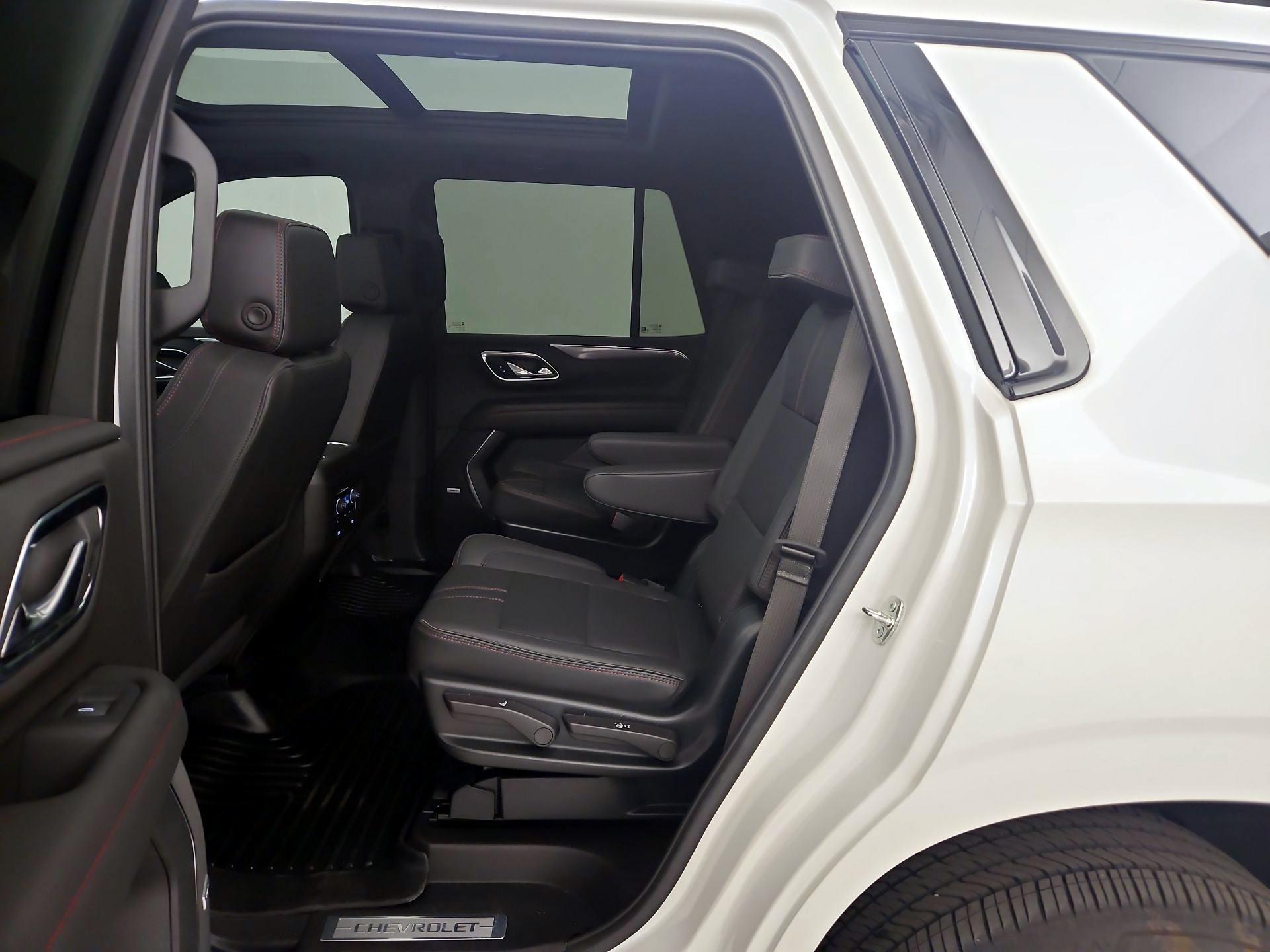 Thumbnail: 2024 Chevrolet Tahoe - 20