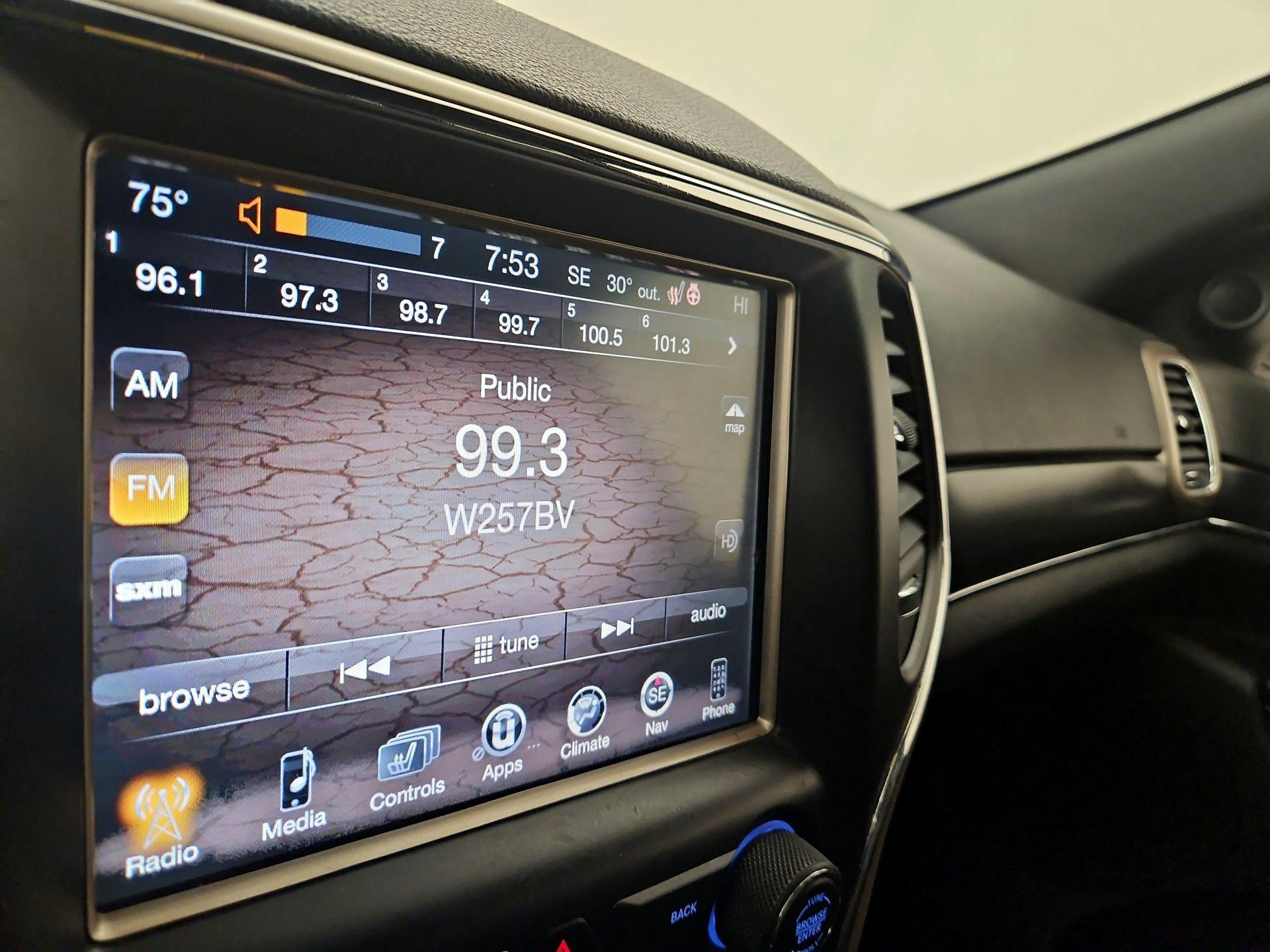 Thumbnail: 2014 Jeep Grand Cherokee - 16