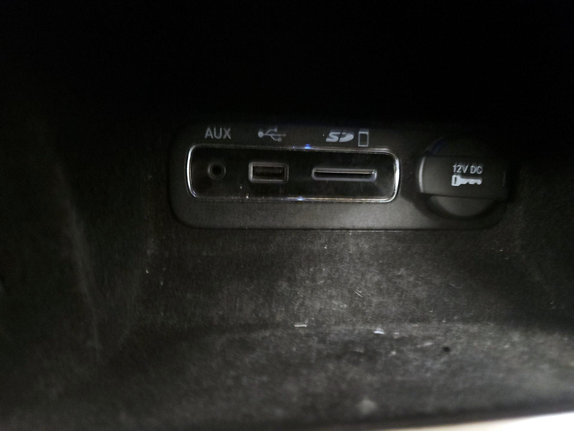 Thumbnail: 2014 Jeep Grand Cherokee - 19