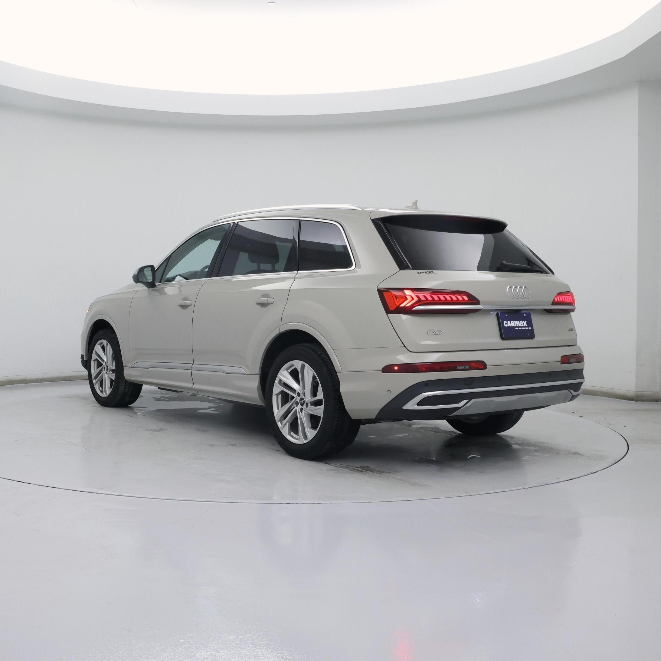 Thumbnail: 2023 Audi Q7 - 2