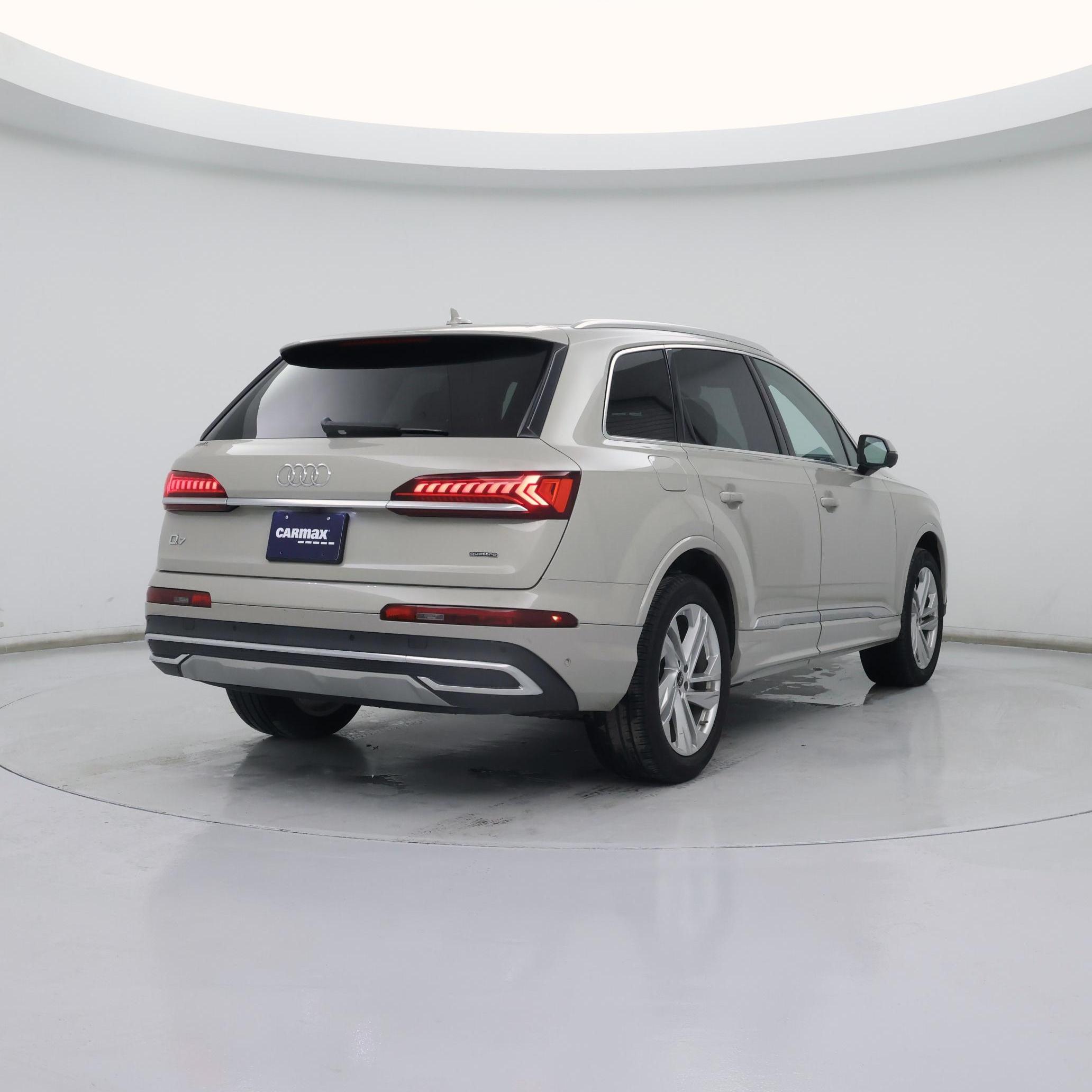 Thumbnail: 2023 Audi Q7 - 8