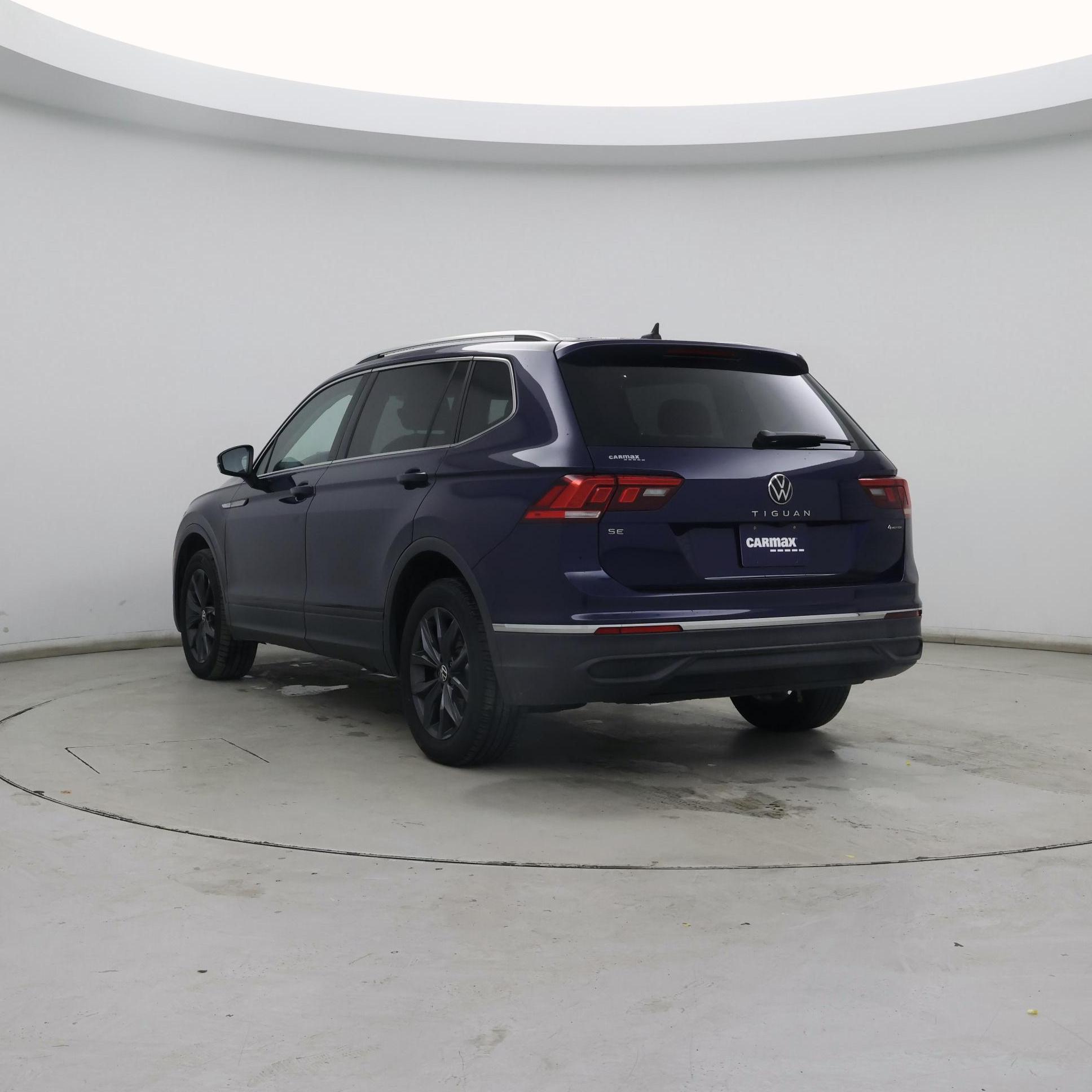 Thumbnail: 2022 Volkswagen Tiguan - 2