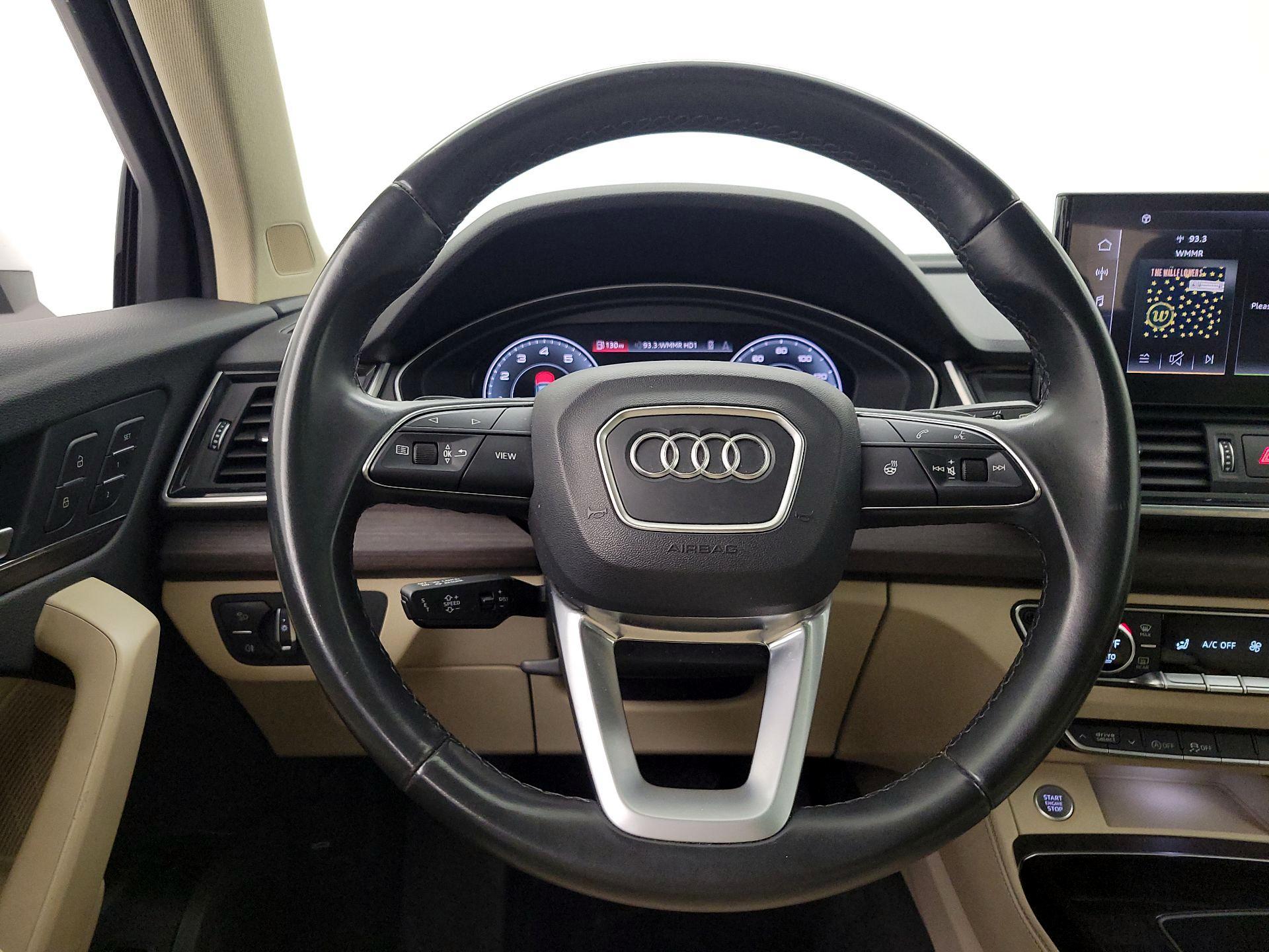 Thumbnail: 2022 Audi Q5 - 10