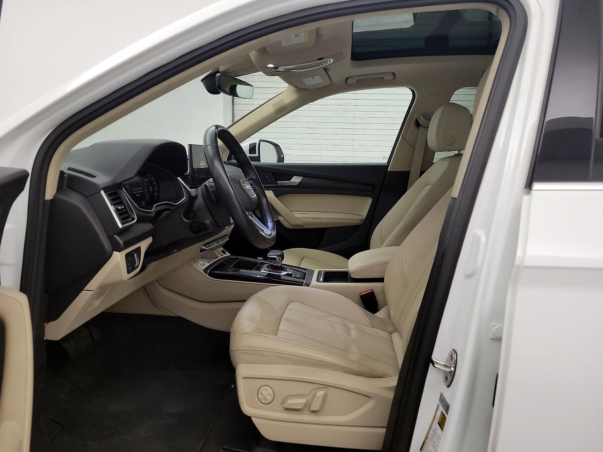 Thumbnail: 2022 Audi Q5 - 11