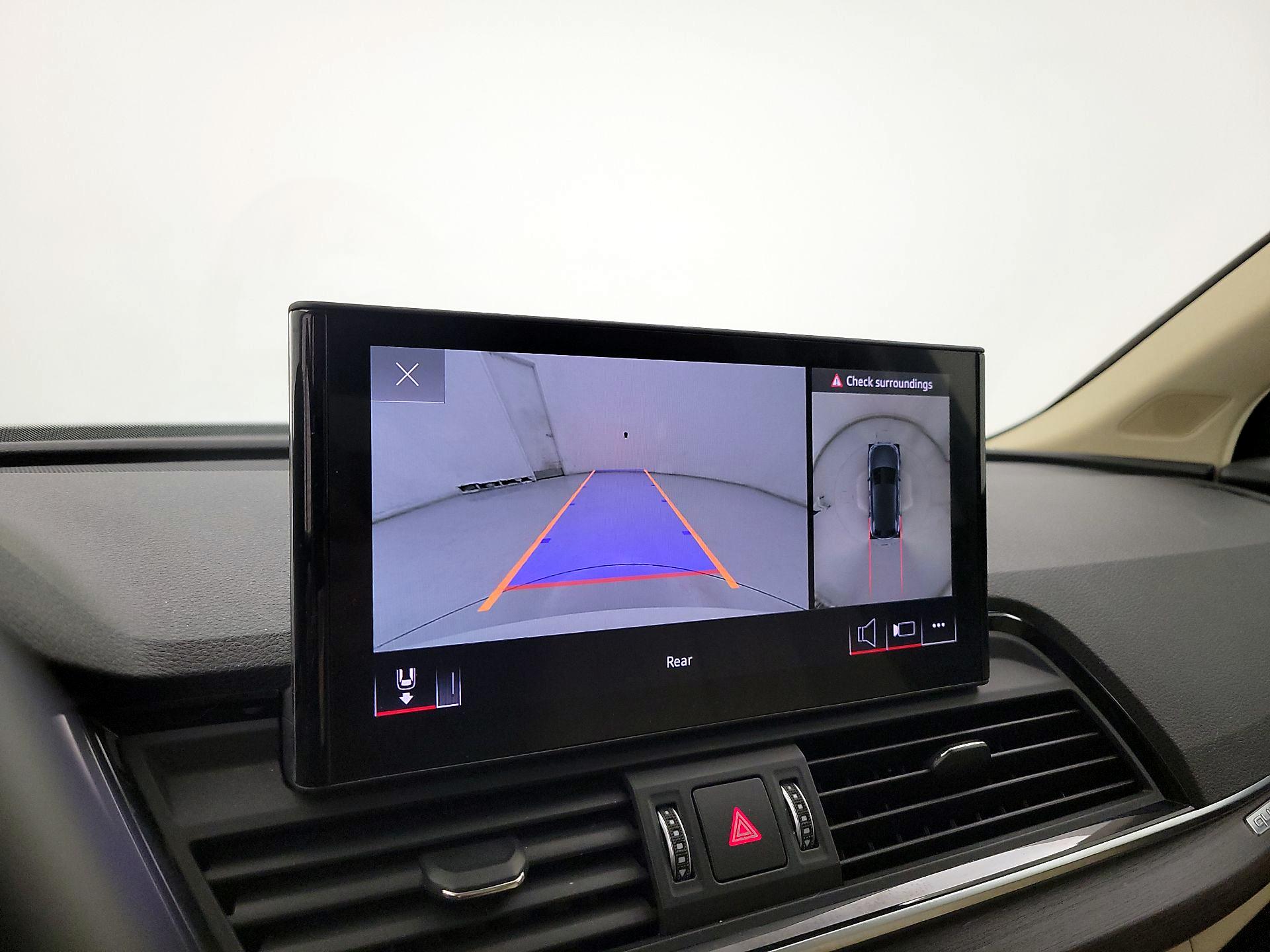 Thumbnail: 2022 Audi Q5 - 15