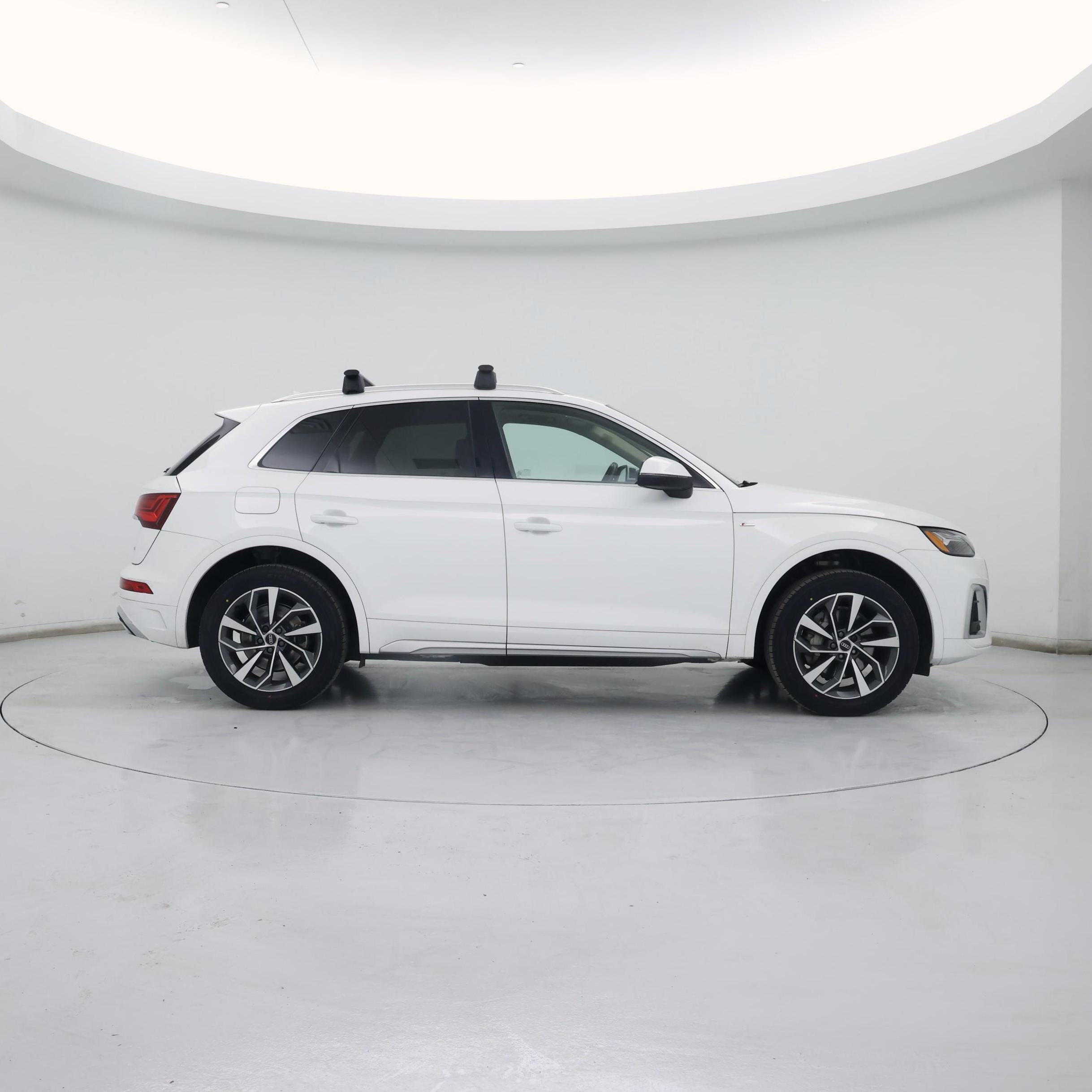 Thumbnail: 2022 Audi Q5 - 7