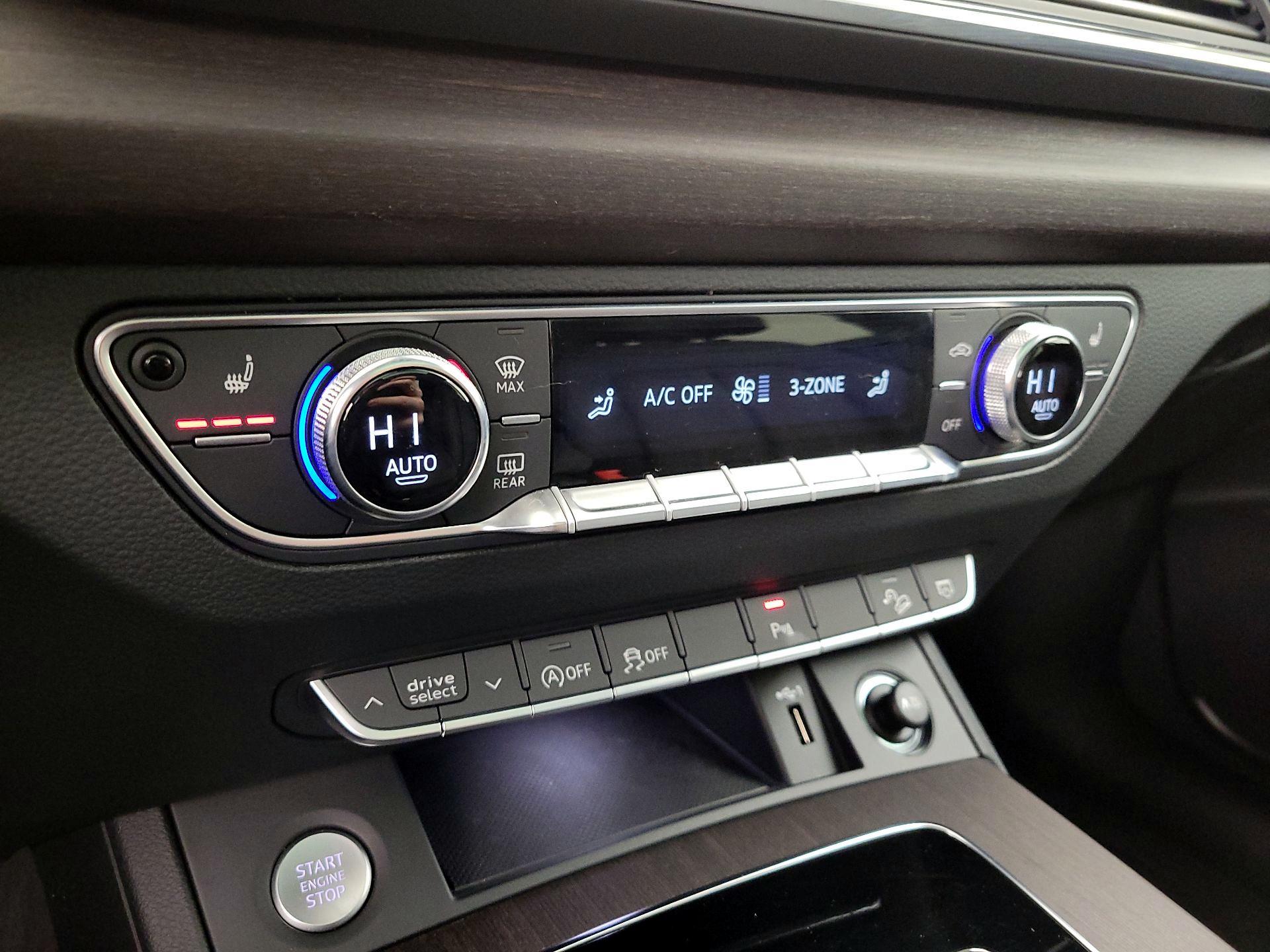 Thumbnail: 2021 Audi Q5 - 16