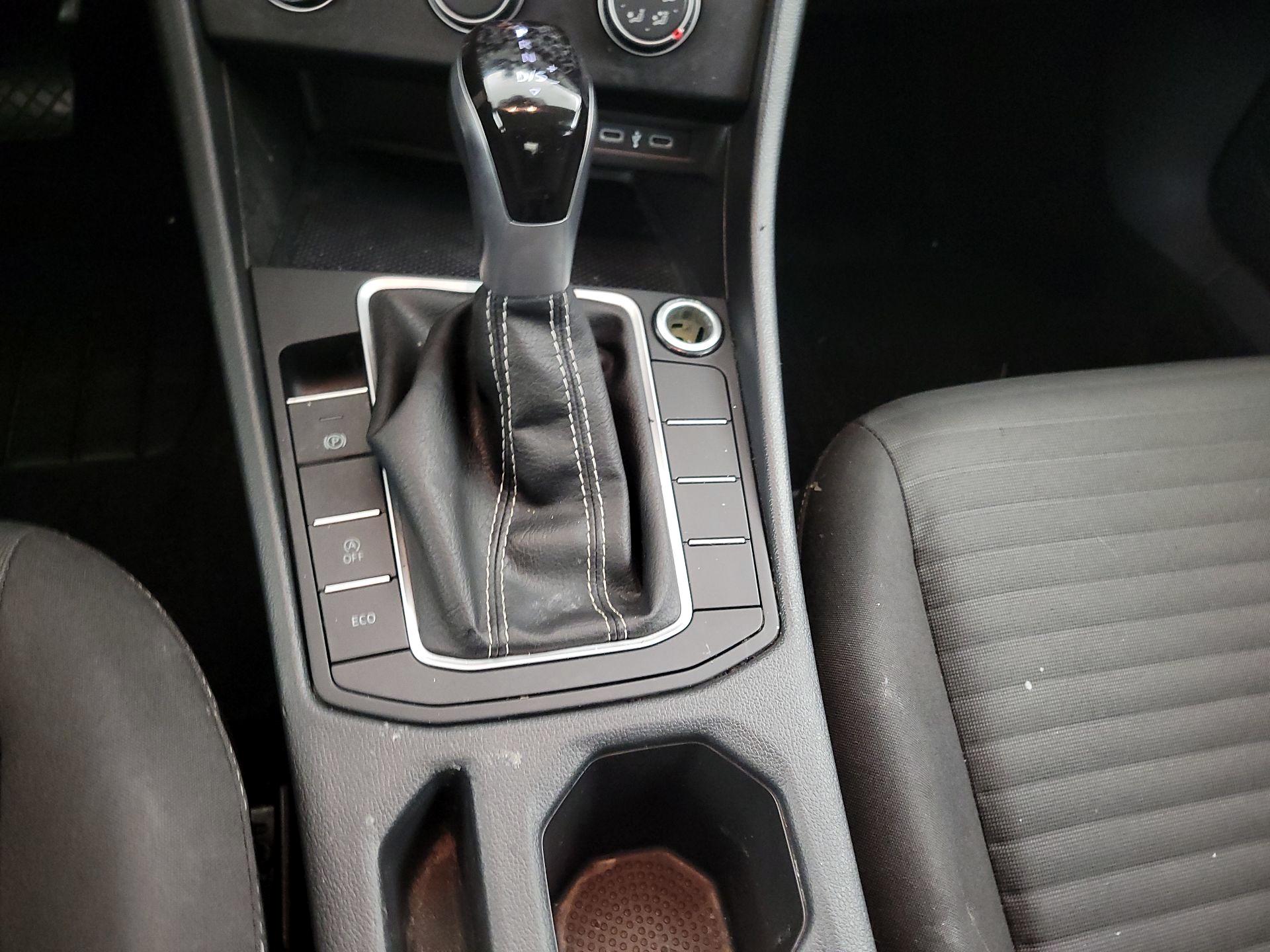 Thumbnail: 2024 Volkswagen Jetta - 17