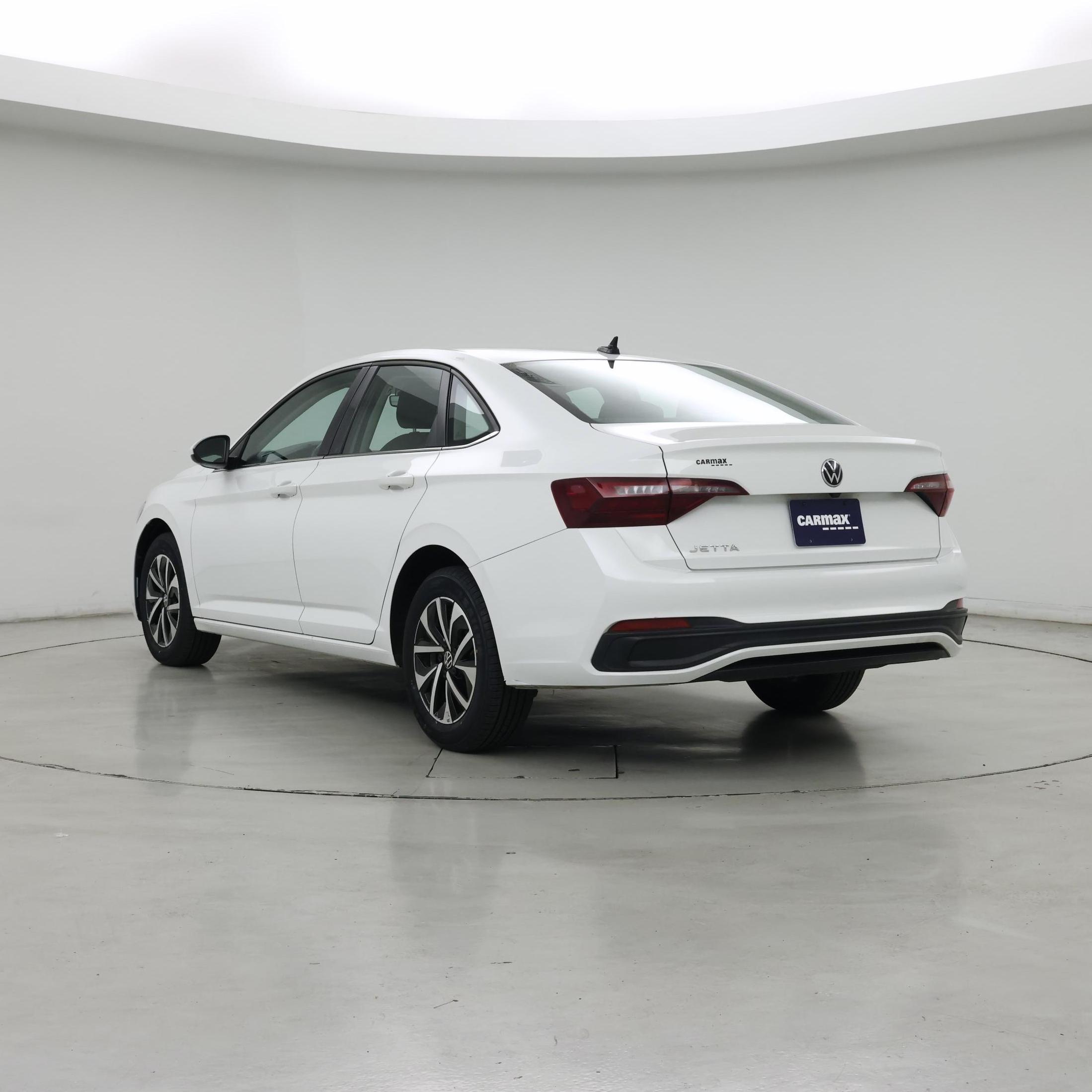 Thumbnail: 2024 Volkswagen Jetta - 2