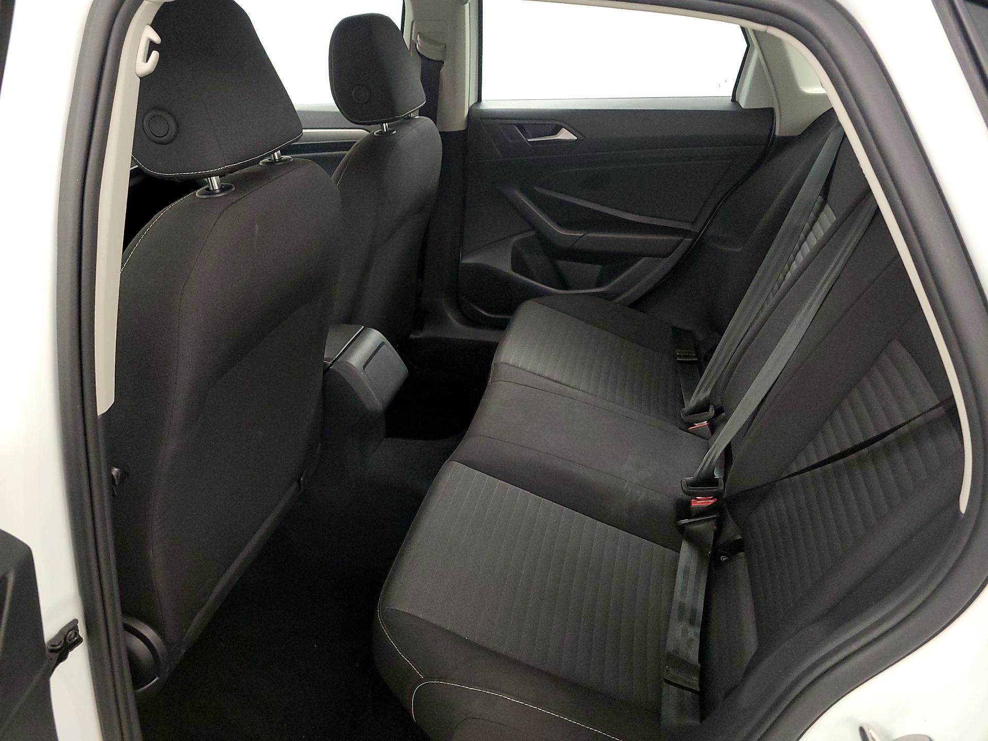 Thumbnail: 2024 Volkswagen Jetta - 19