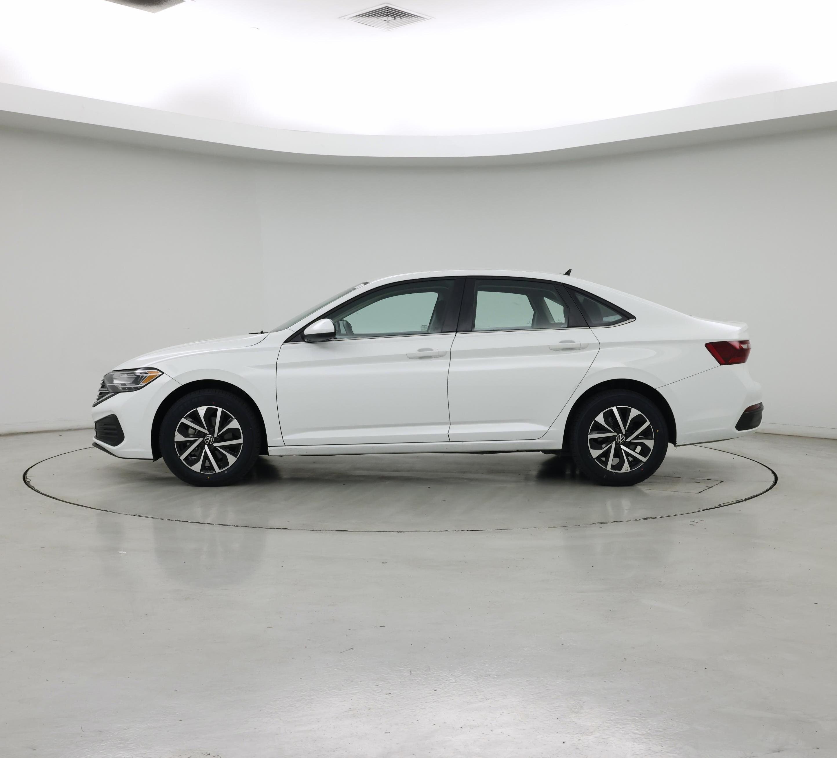 Thumbnail: 2024 Volkswagen Jetta - 3