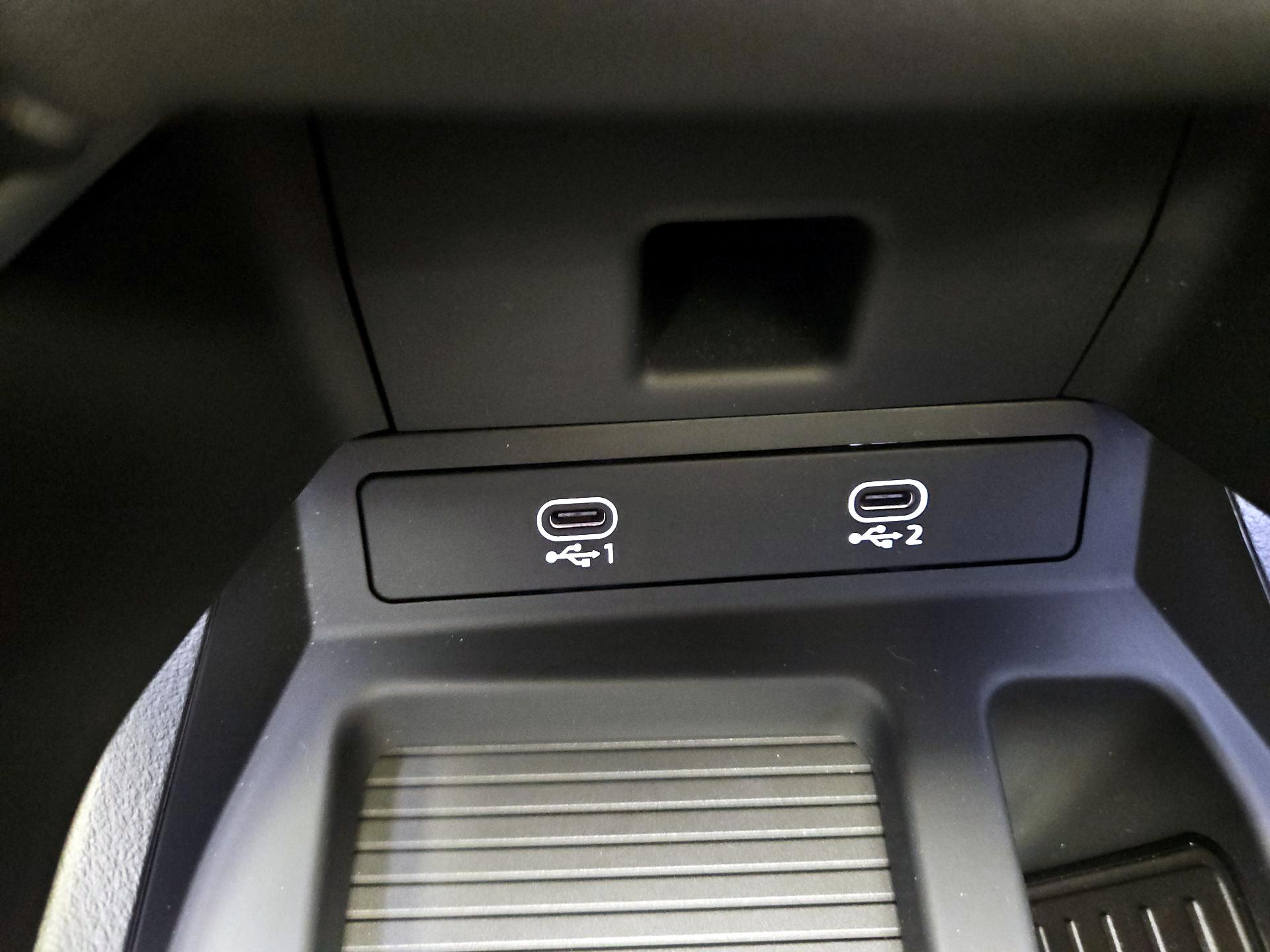 Thumbnail: 2024 Audi Q8 e-tron - 19