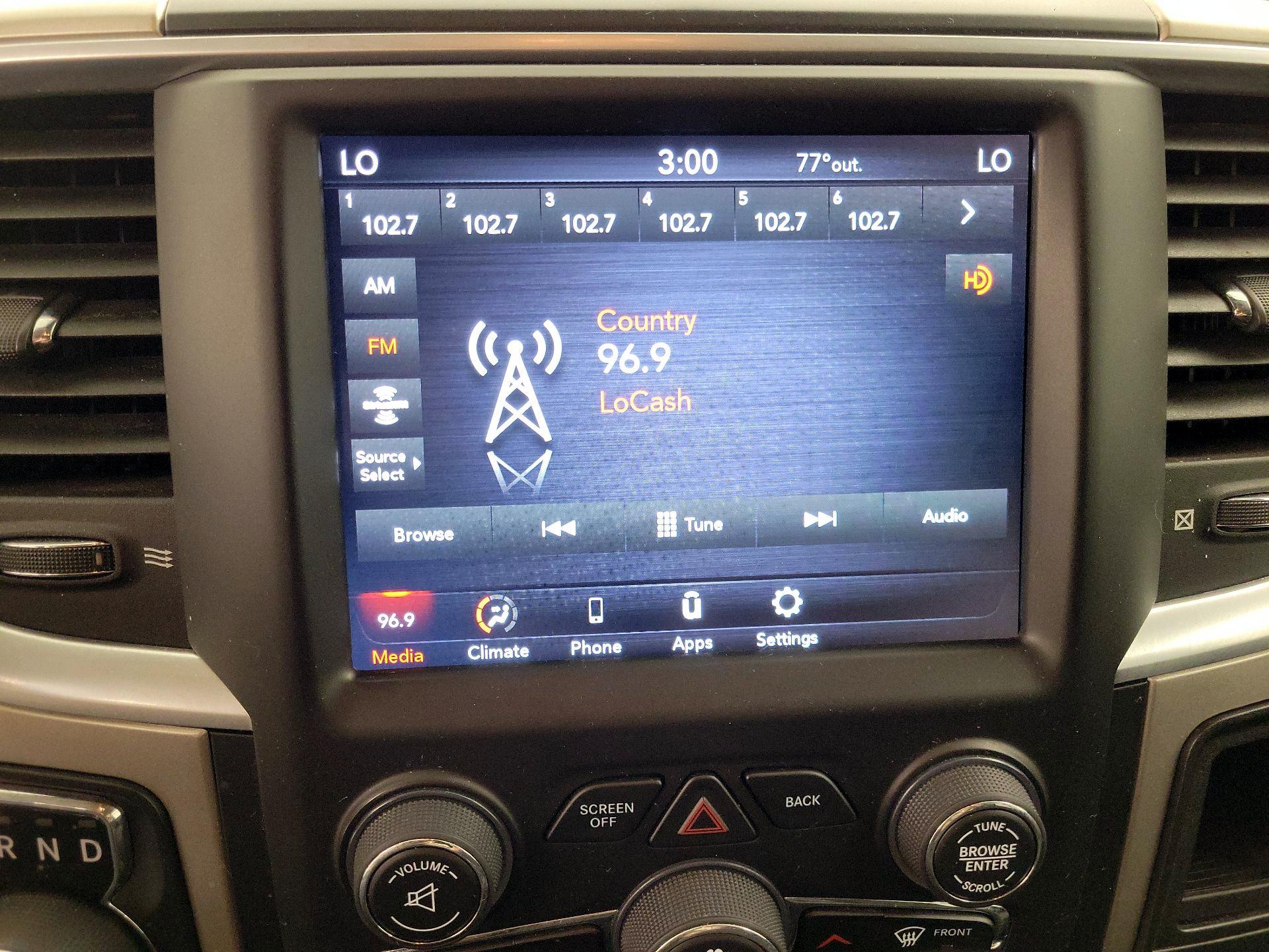 Thumbnail: 2020 RAM 1500 Classic - 15