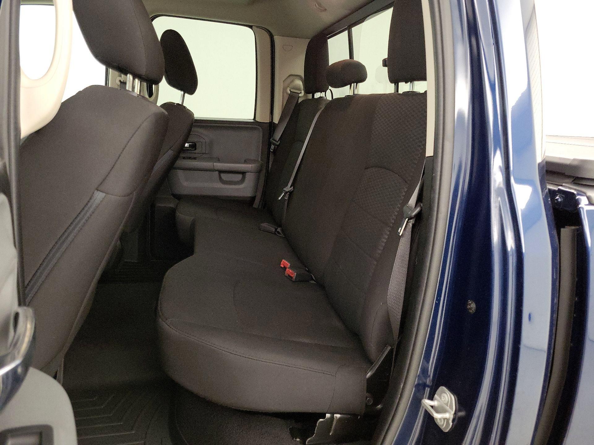 Thumbnail: 2020 RAM 1500 Classic - 19