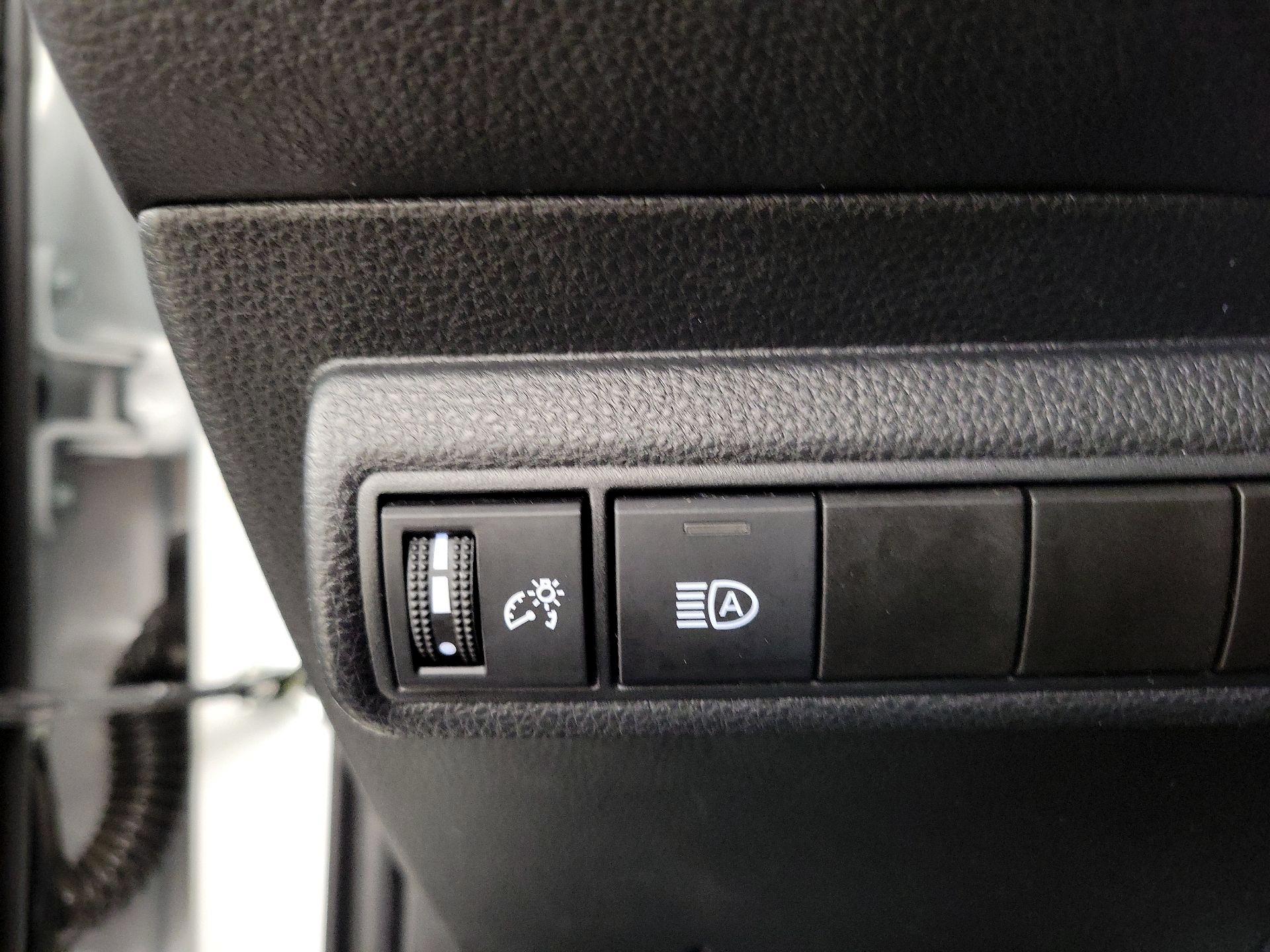 Thumbnail: 2024 Toyota Corolla - 13