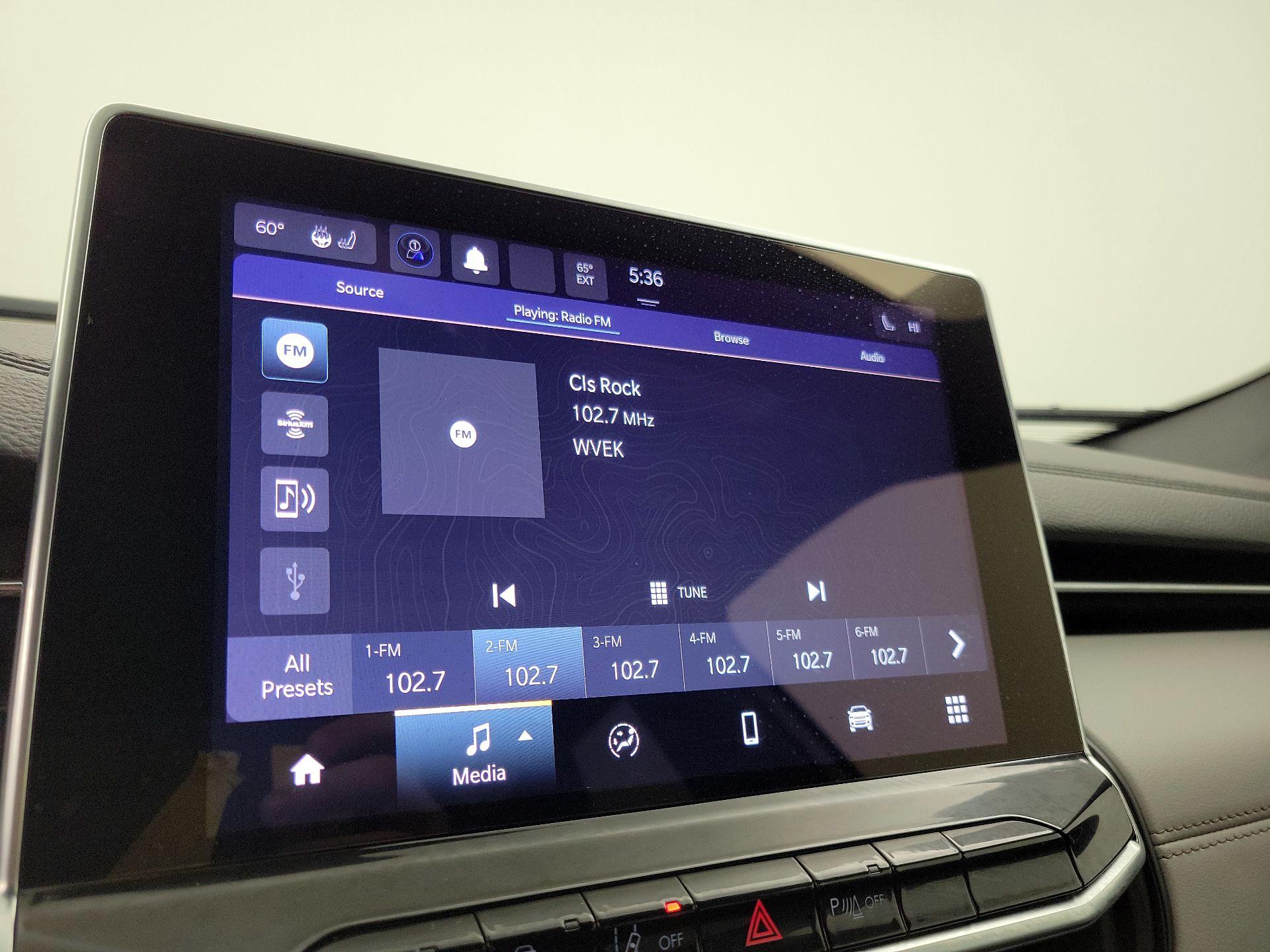 Thumbnail: 2023 Jeep Compass - 15