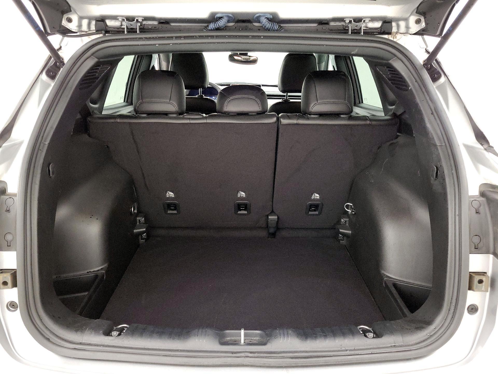 Thumbnail: 2023 Jeep Compass - 20