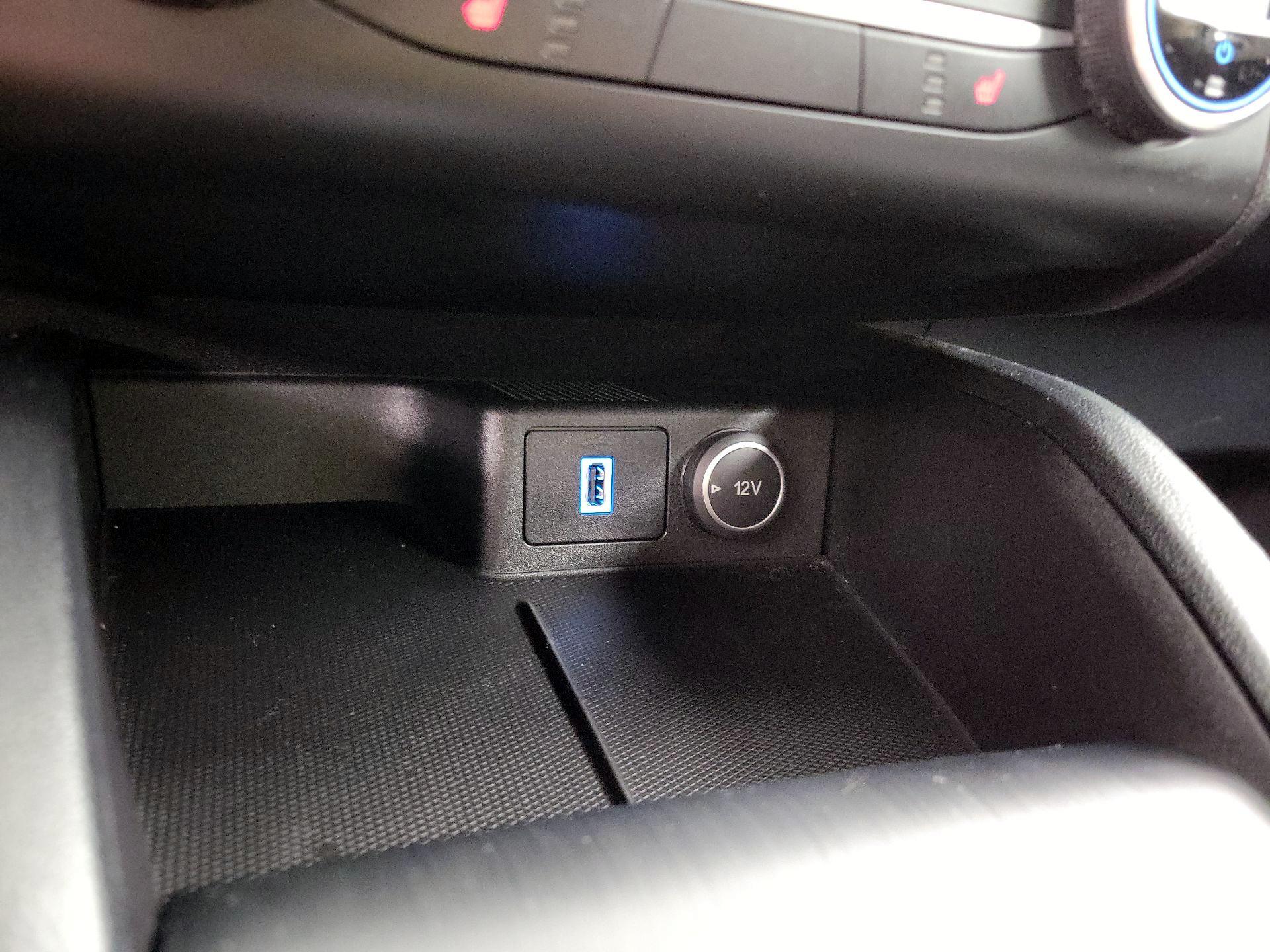 Thumbnail: 2020 Ford Escape - 18