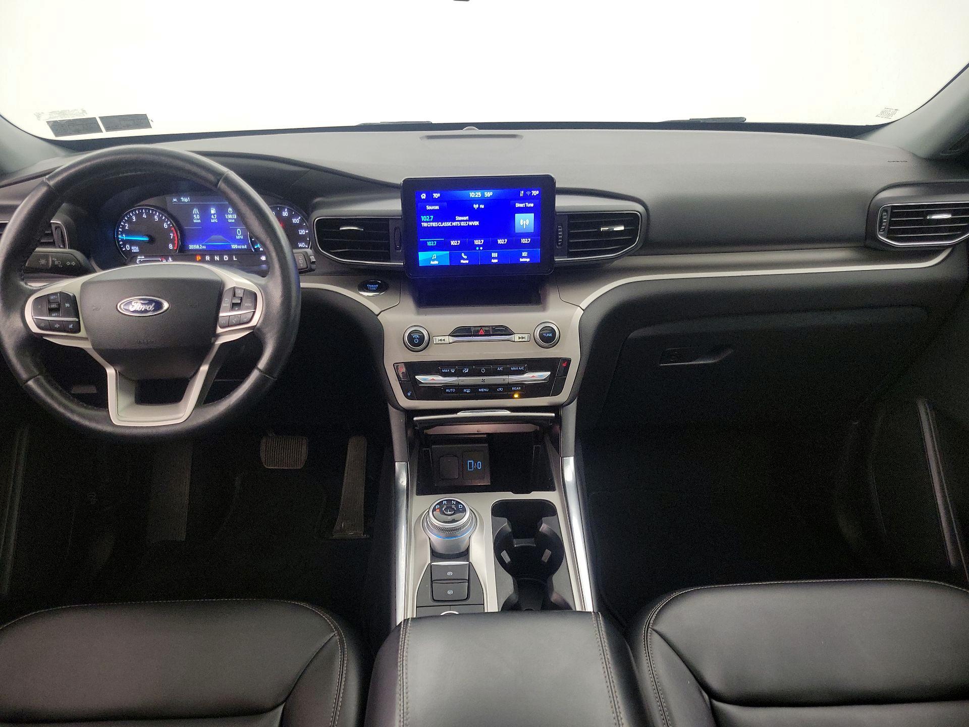 Thumbnail: 2023 Ford Explorer - 9