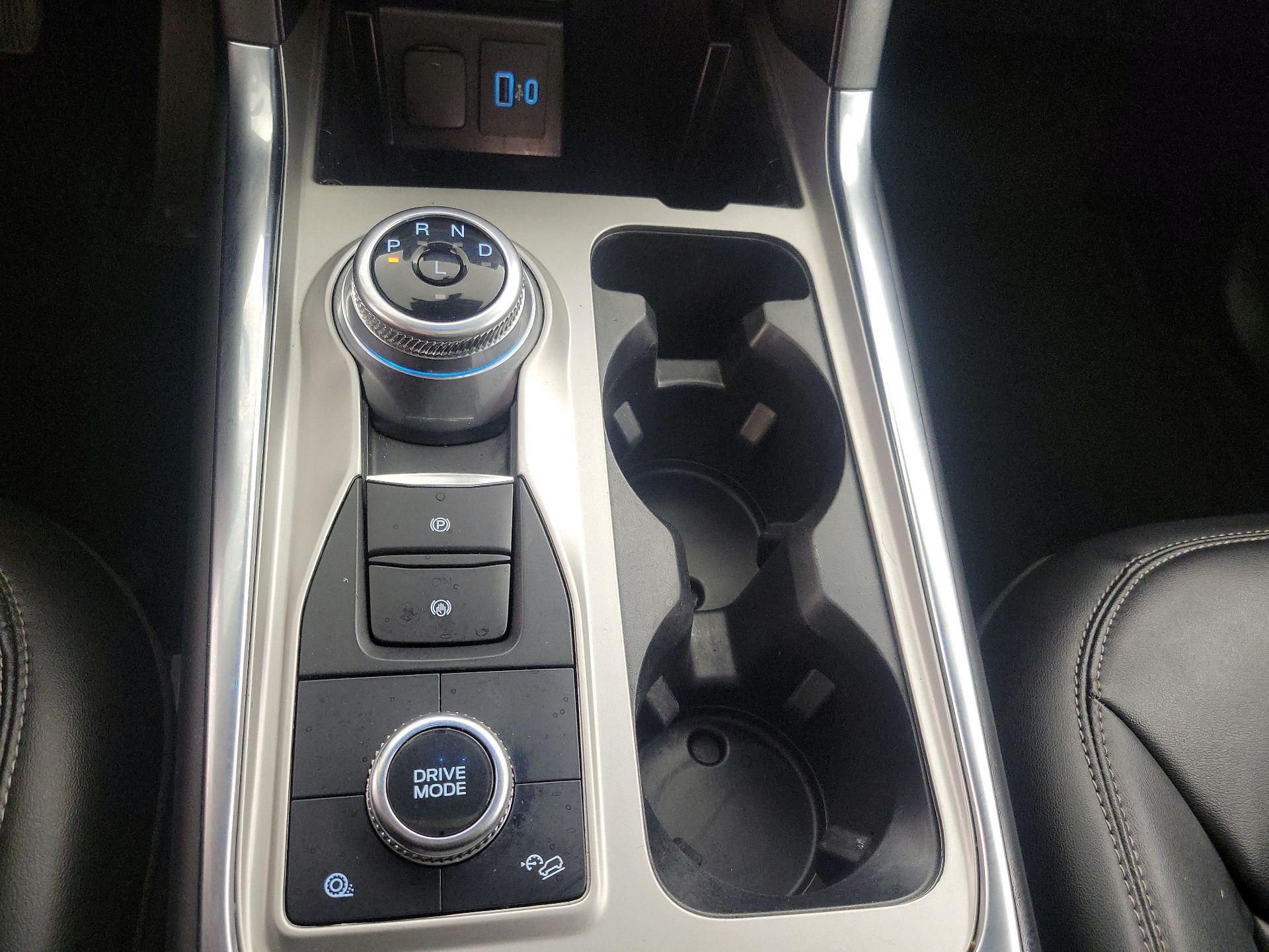 Thumbnail: 2023 Ford Explorer - 17