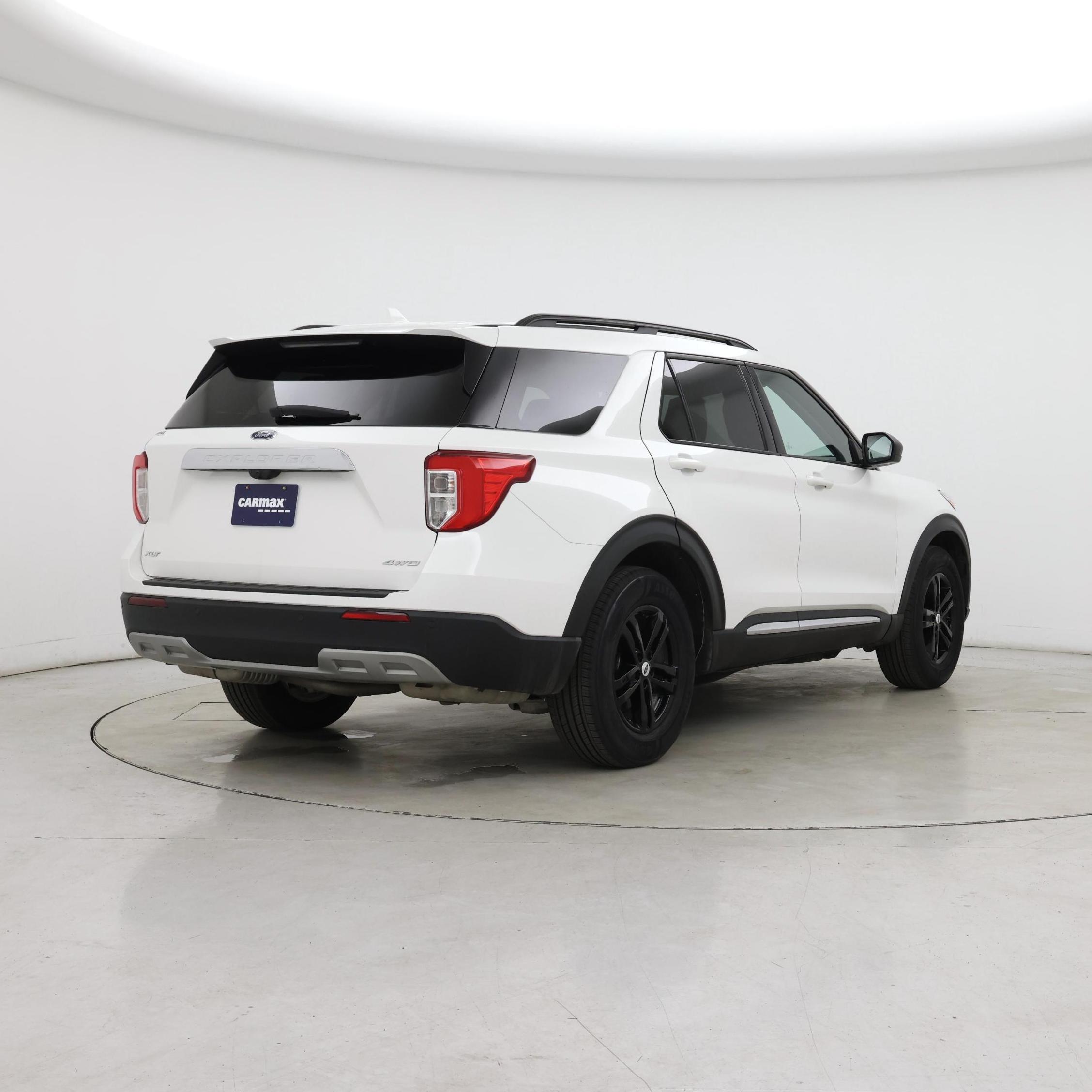 Thumbnail: 2023 Ford Explorer - 8