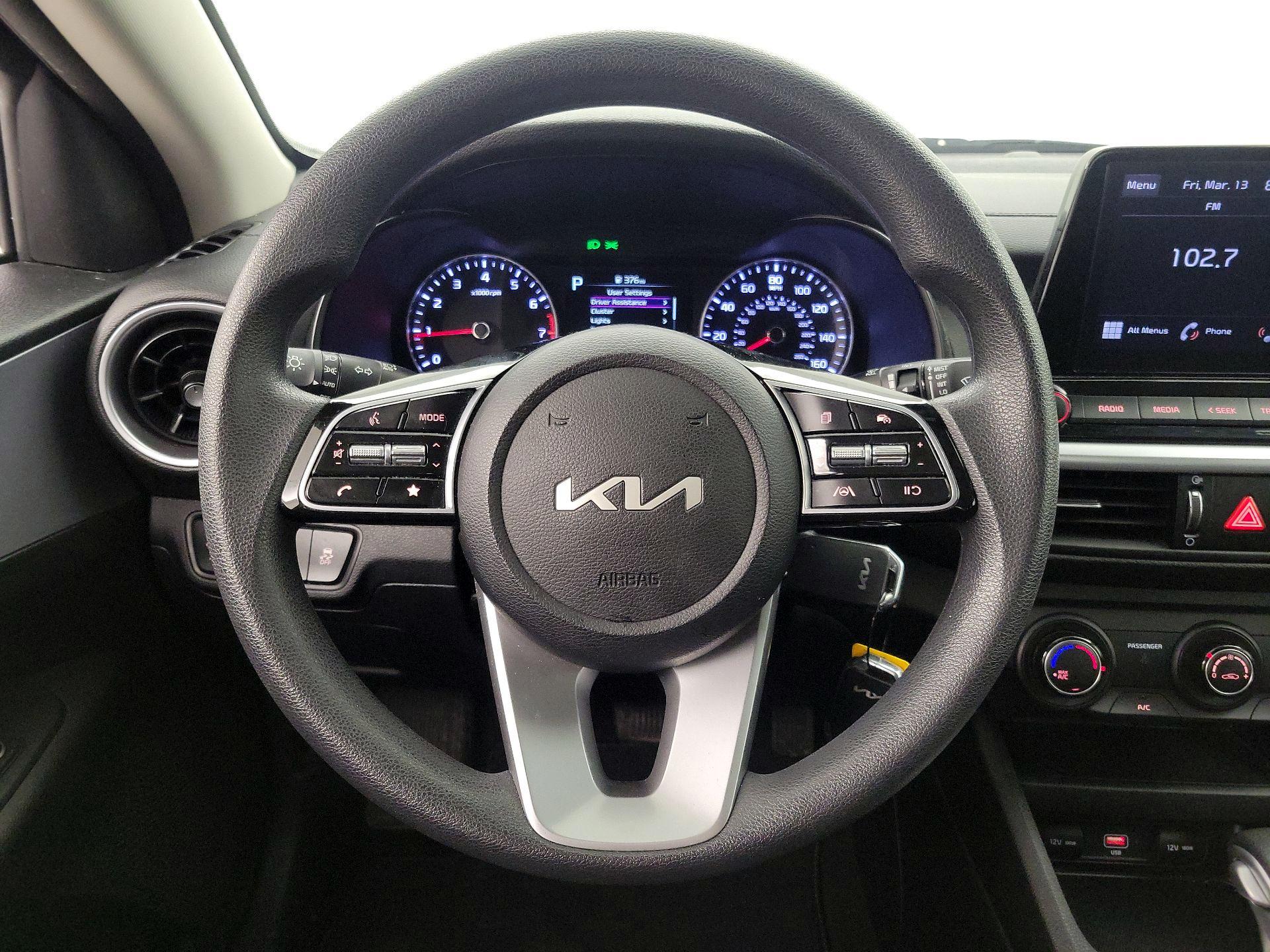 Thumbnail: 2023 Kia Forte - 10