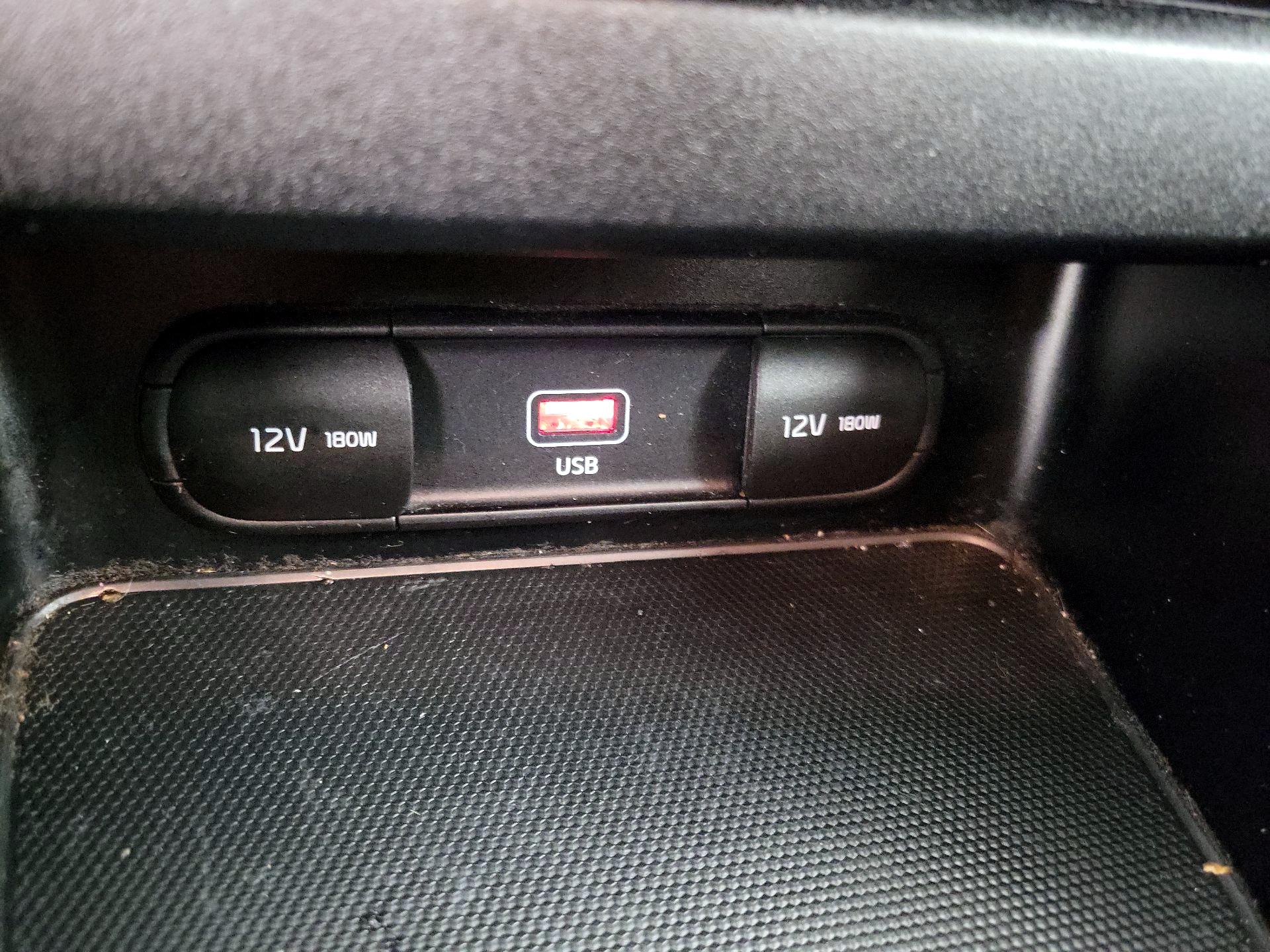 Thumbnail: 2023 Kia Forte - 18