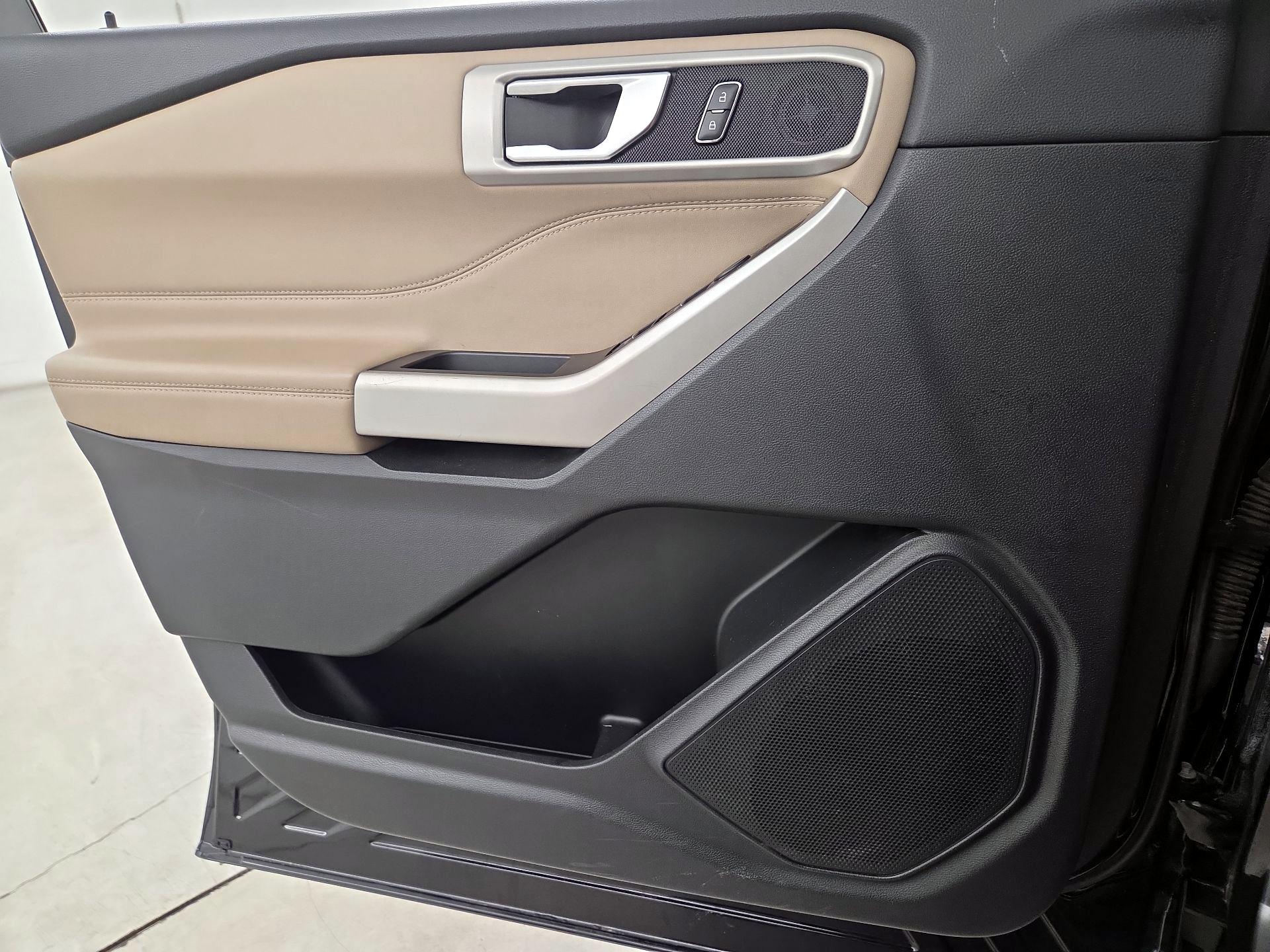 Thumbnail: 2022 Ford Explorer - 12