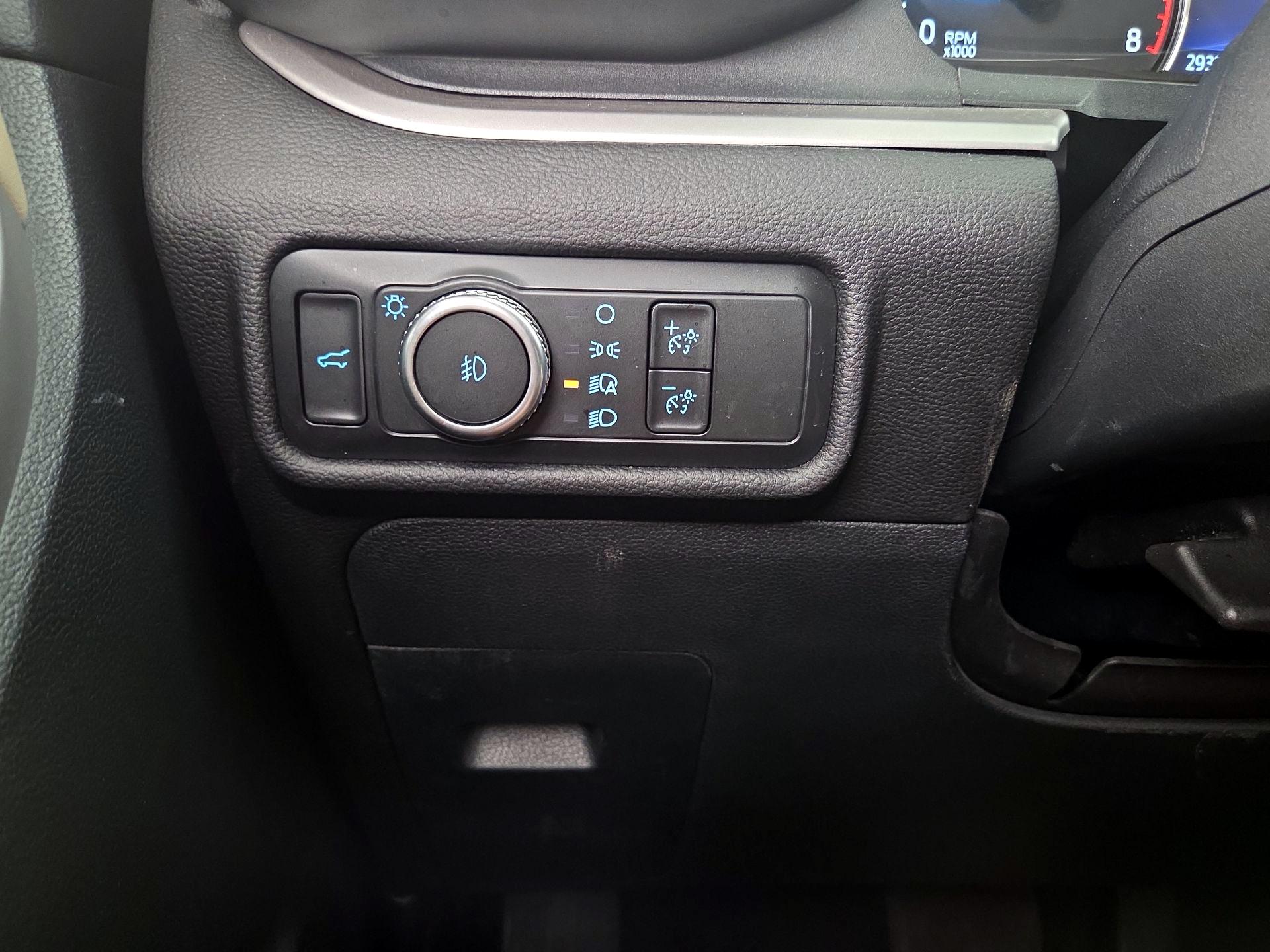 Thumbnail: 2022 Ford Explorer - 13