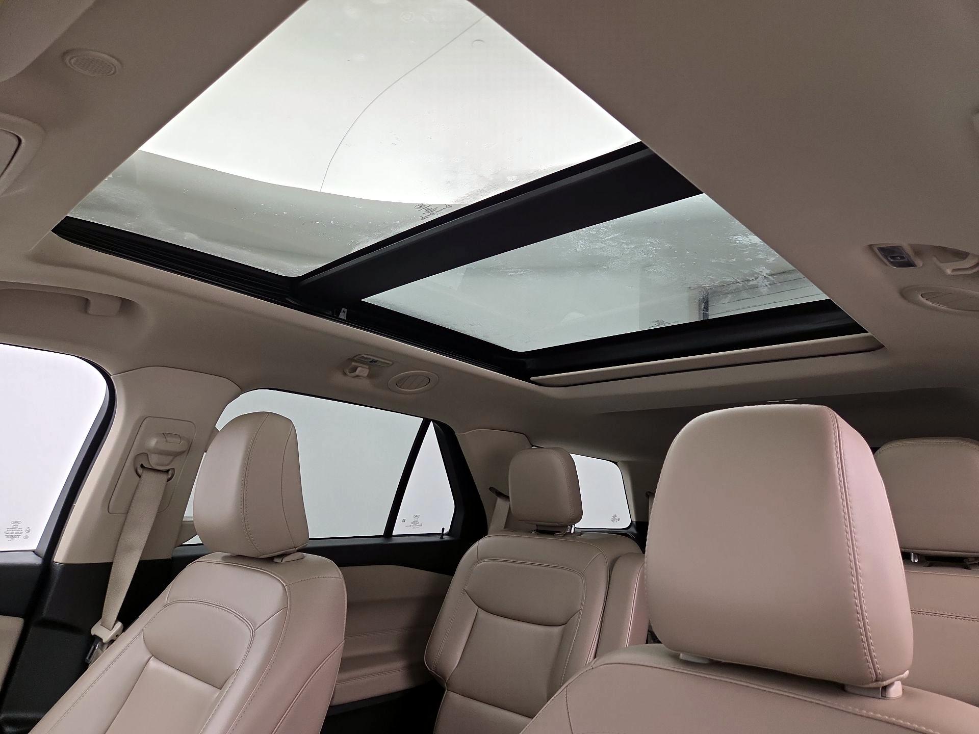 Thumbnail: 2022 Ford Explorer - 19