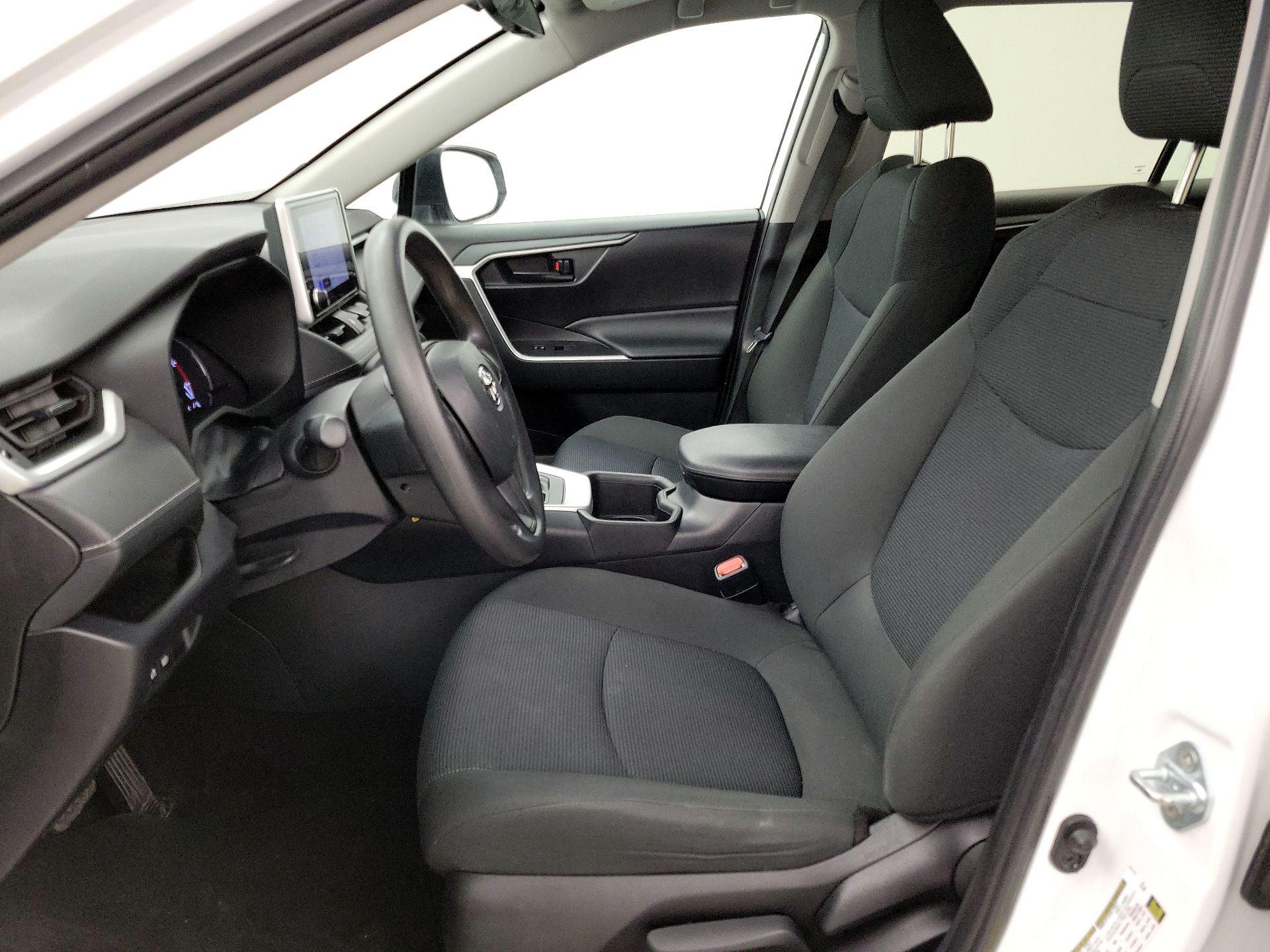 Thumbnail: 2024 Toyota RAV4 - 11