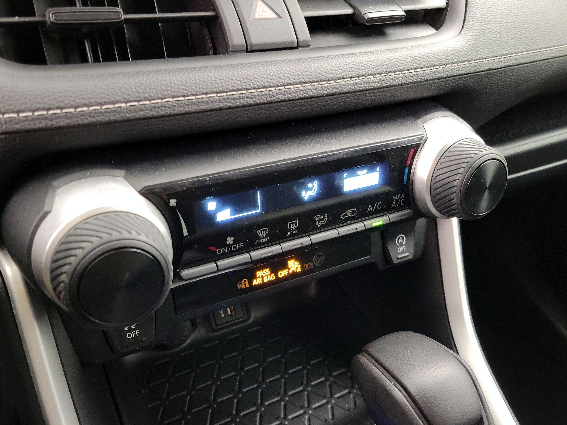 Thumbnail: 2024 Toyota RAV4 - 16