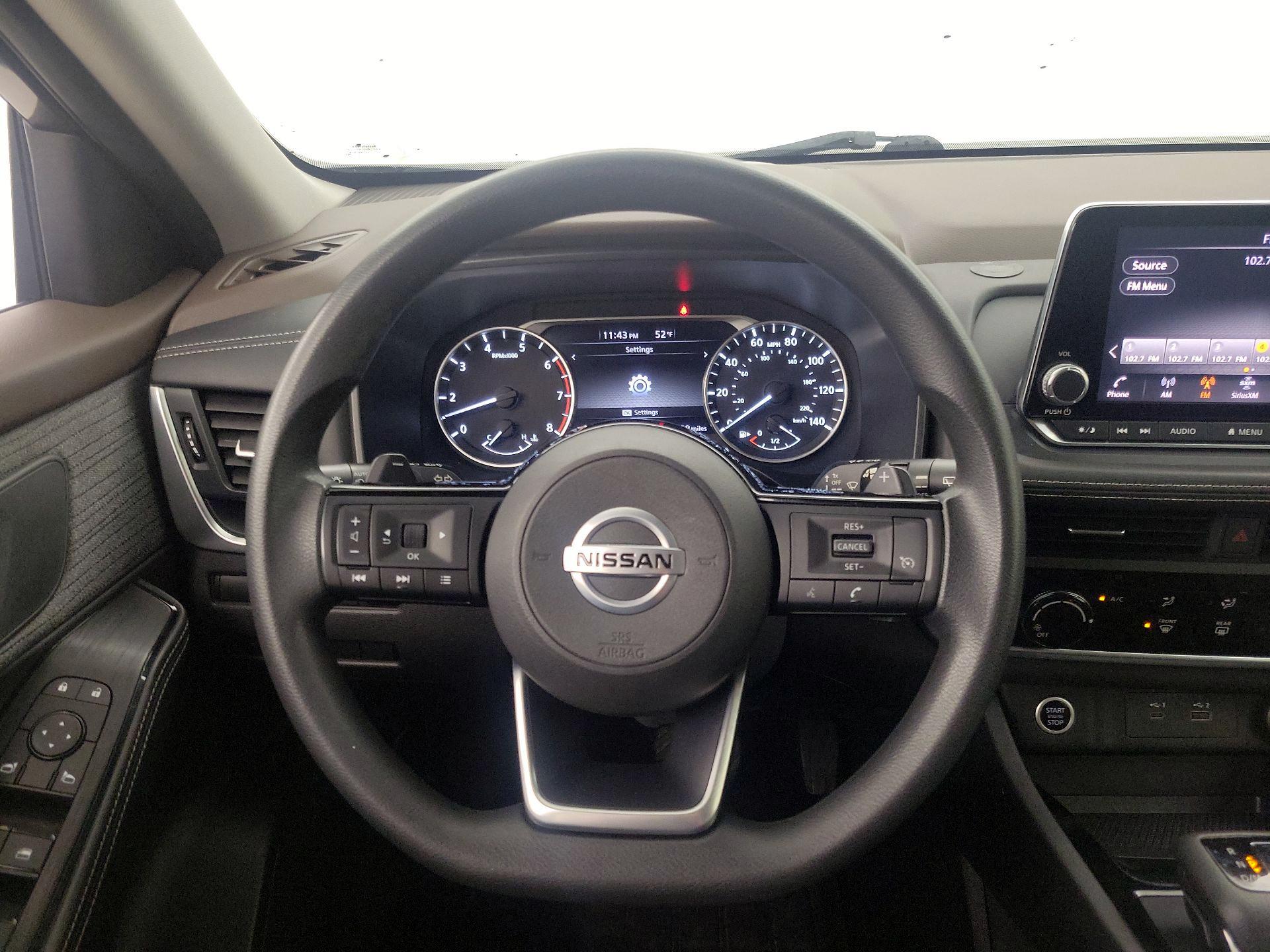 Thumbnail: 2021 Nissan Rogue - 10