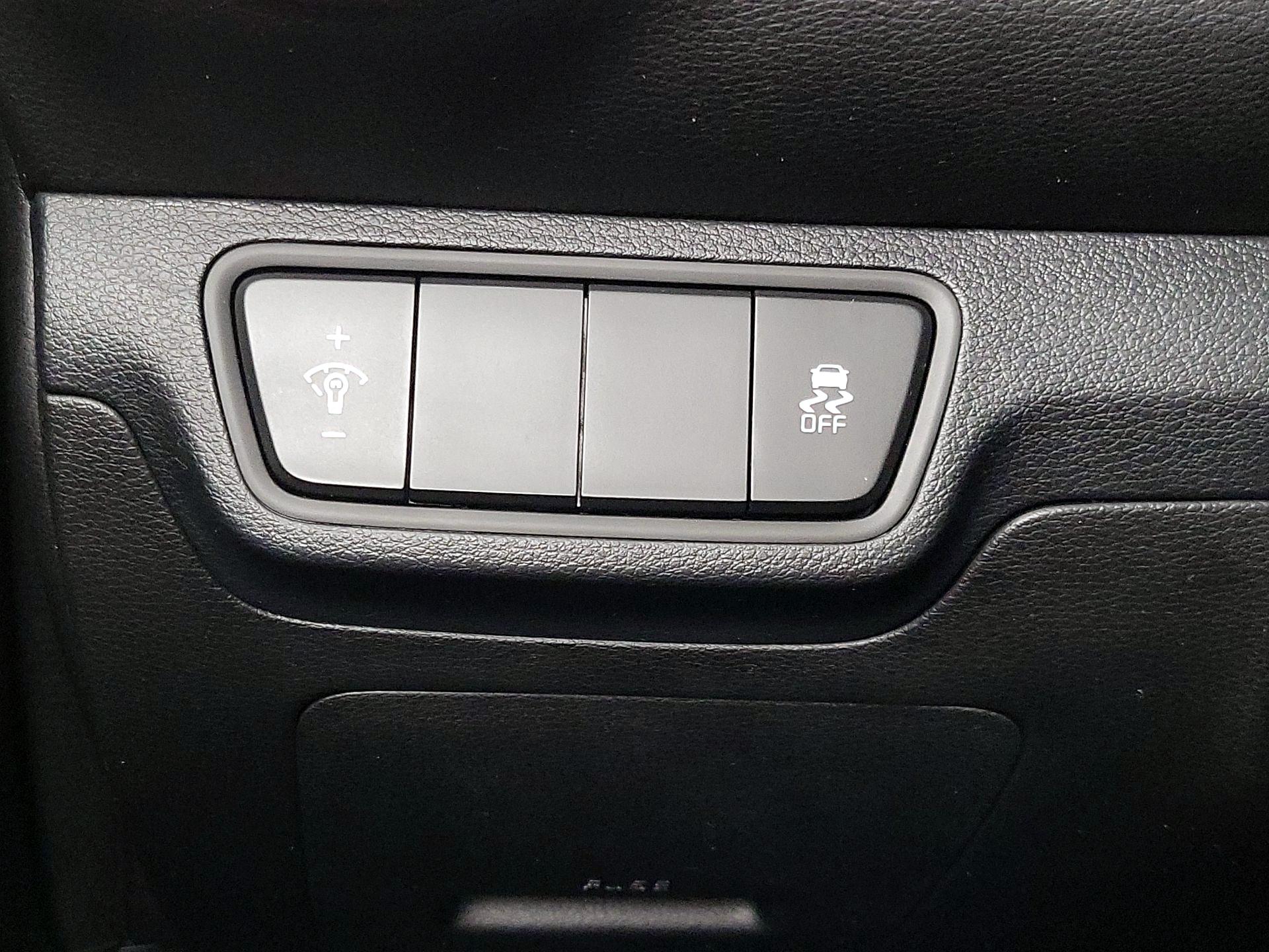 Thumbnail: 2024 Kia Forte - 13