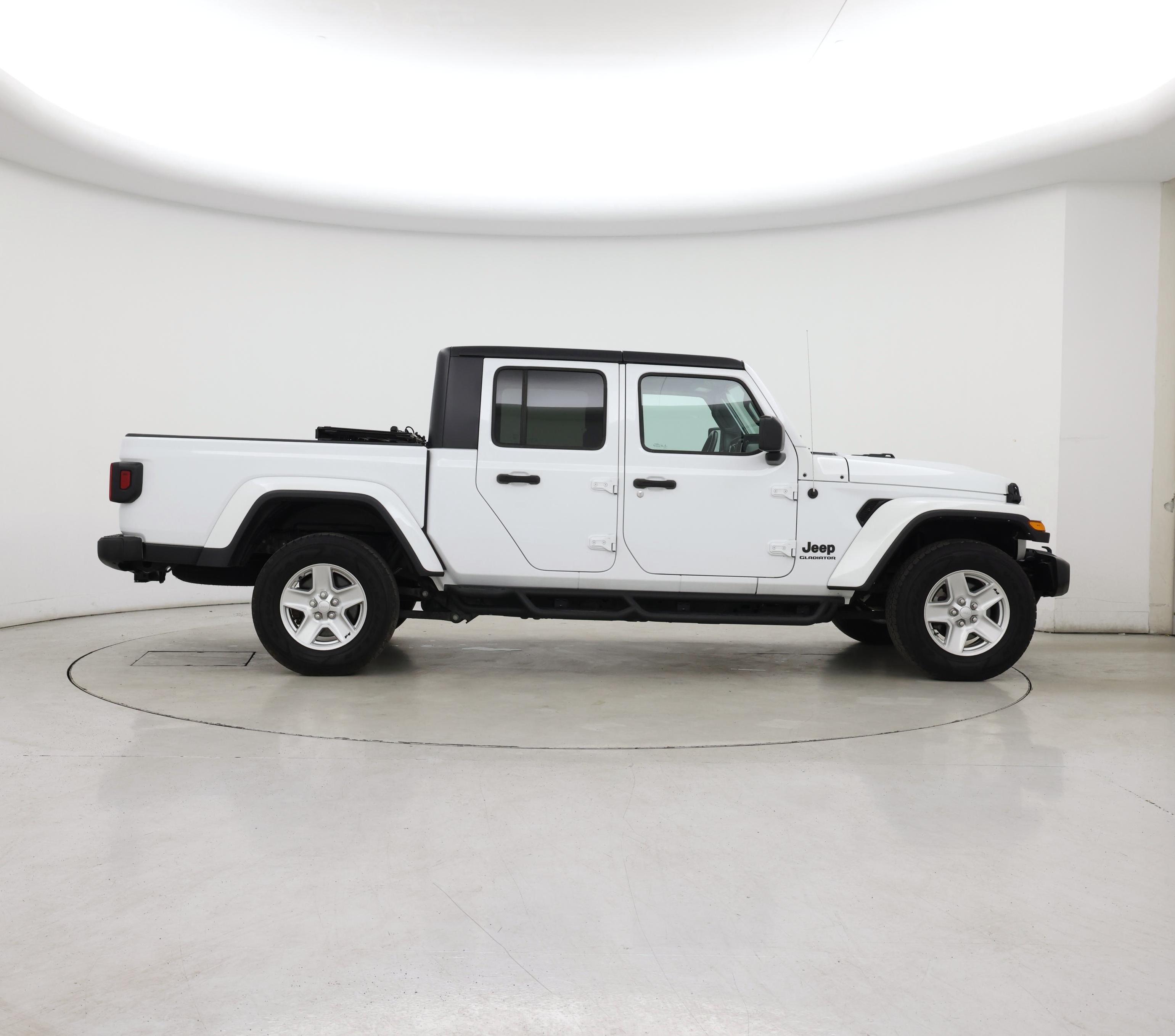 Thumbnail: 2021 Jeep Gladiator - 7