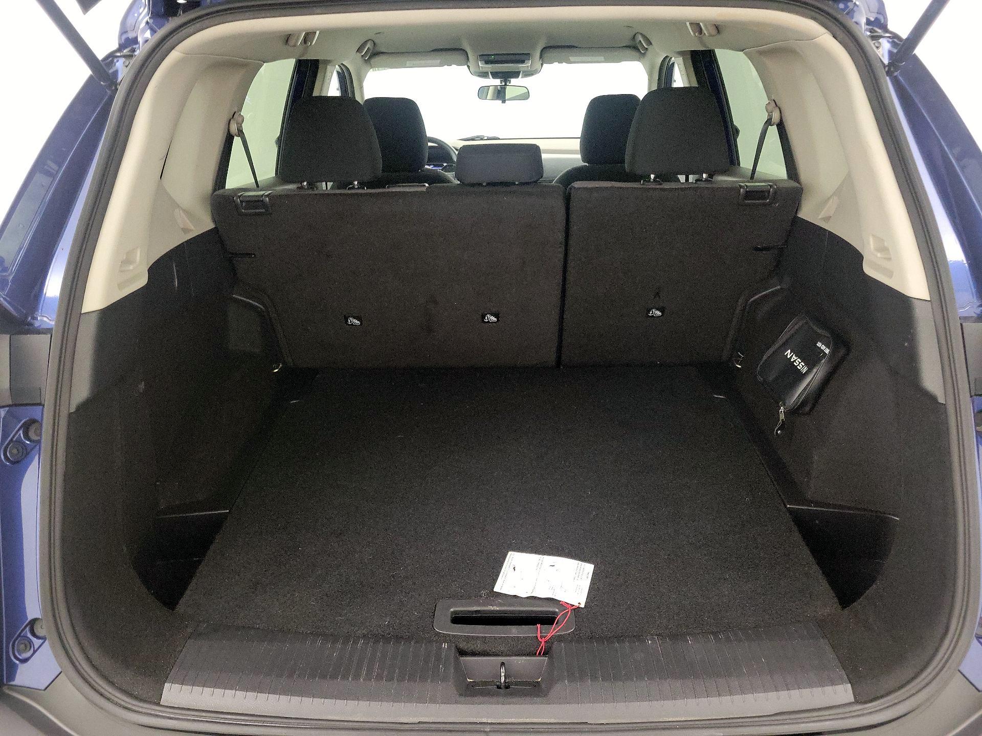 Thumbnail: 2023 Nissan Rogue - 20