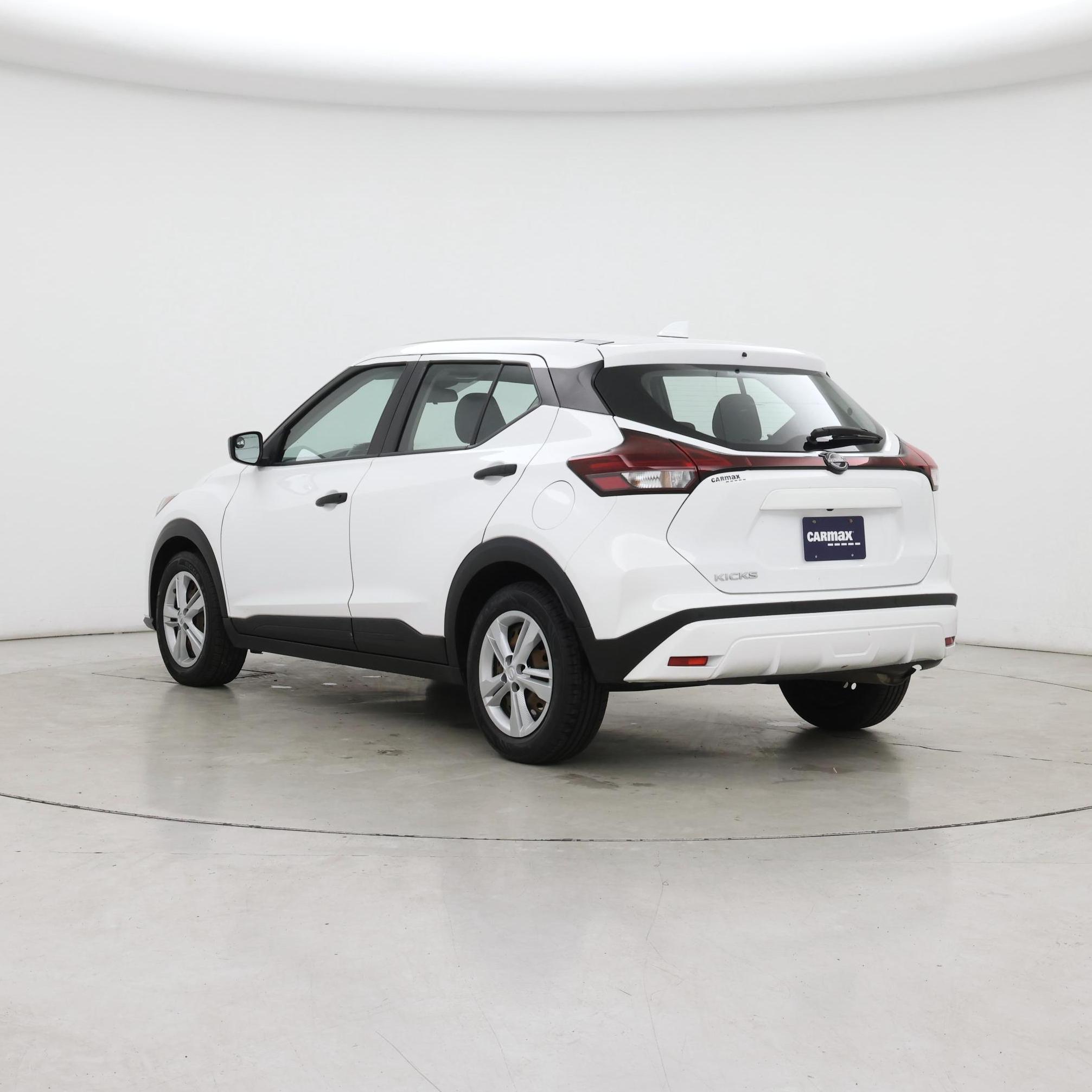 Thumbnail: 2022 Nissan Kicks - 2