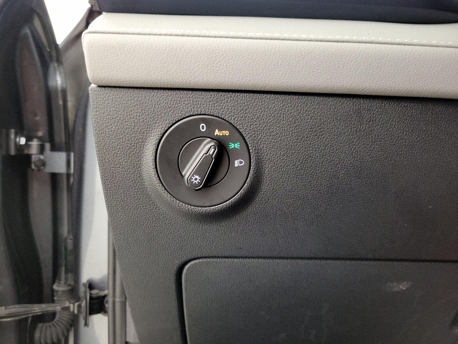 Thumbnail: 2024 Volkswagen Taos - 13