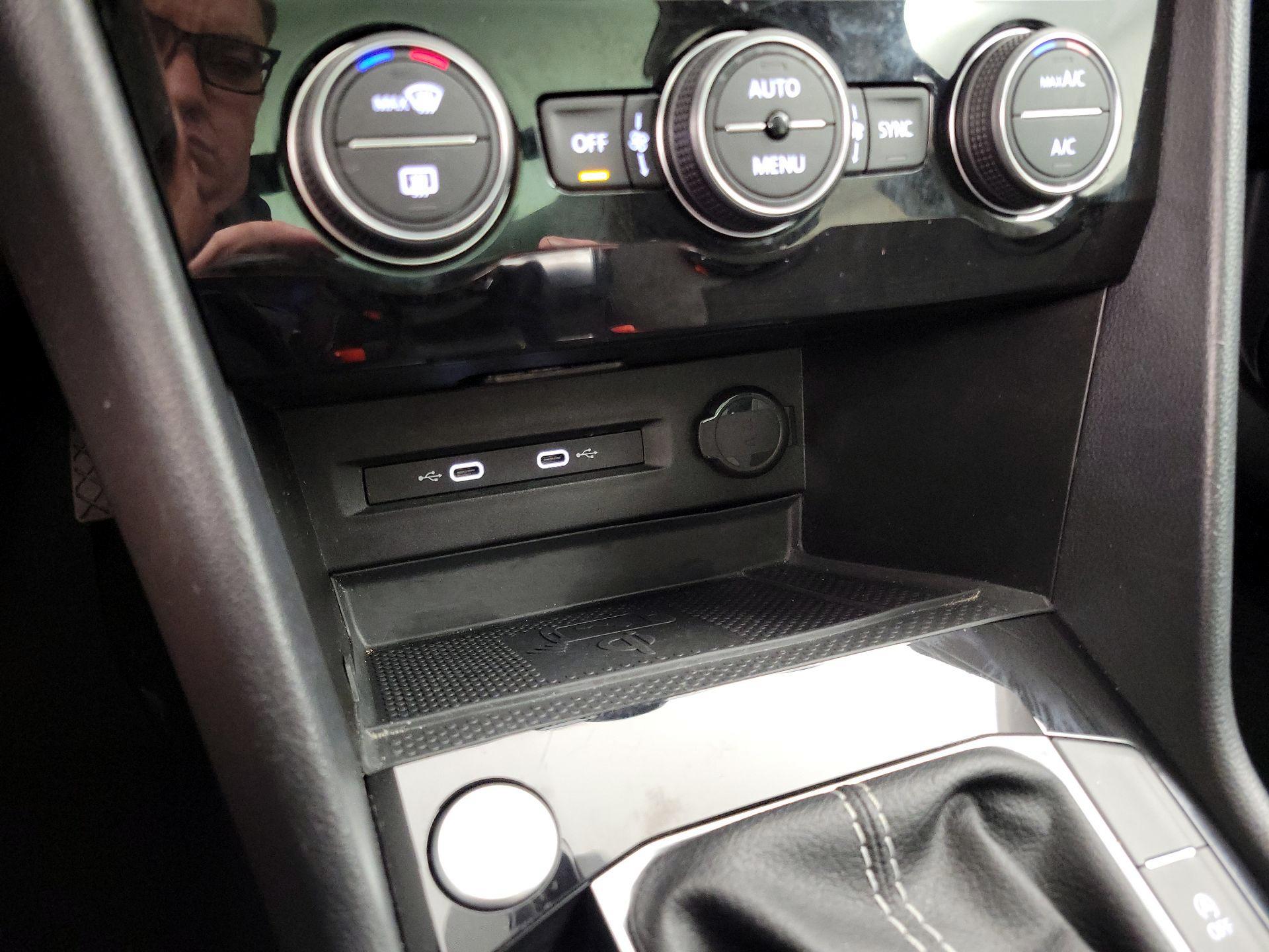 Thumbnail: 2024 Volkswagen Taos - 18