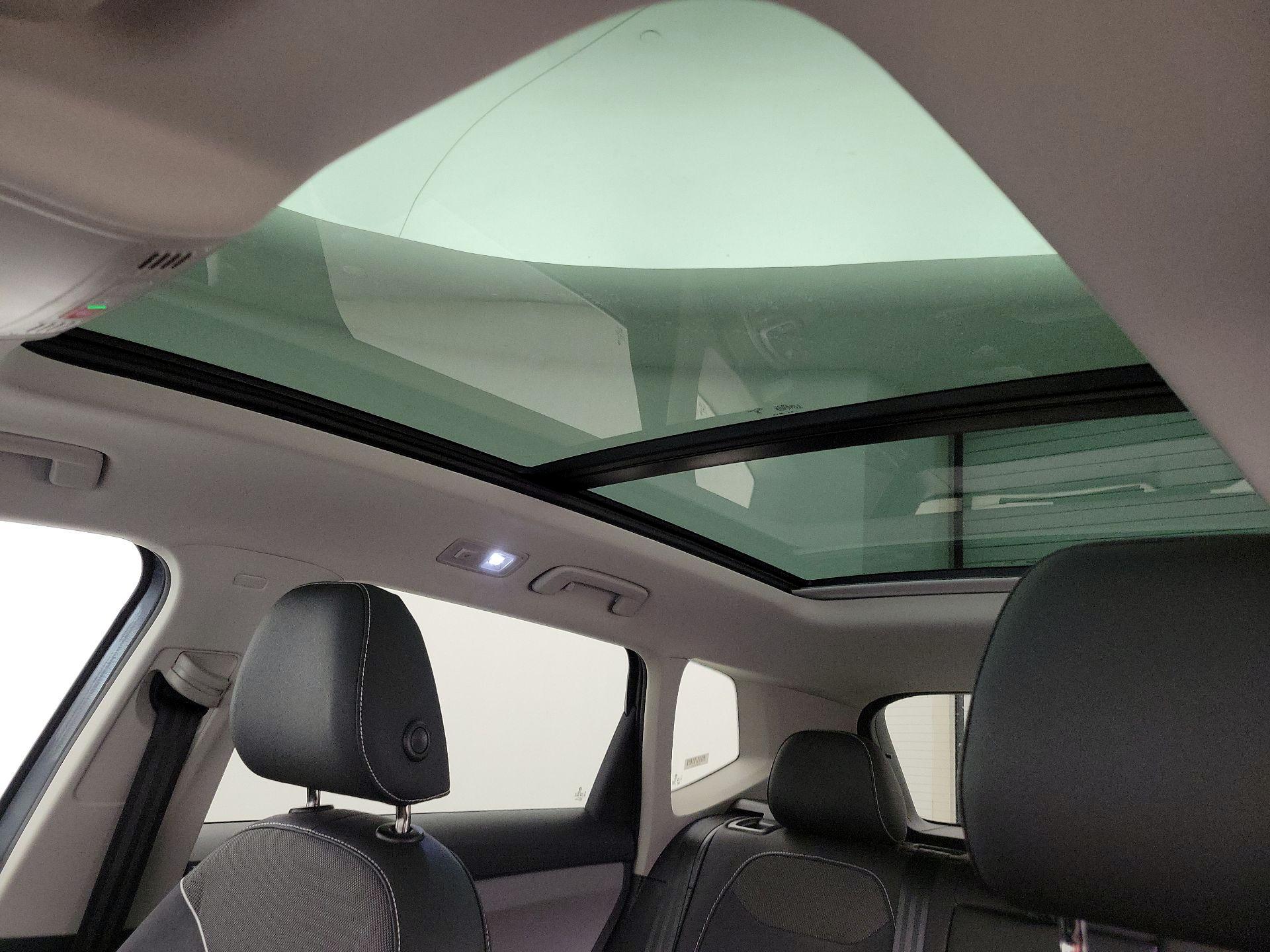 Thumbnail: 2024 Volkswagen Taos - 19