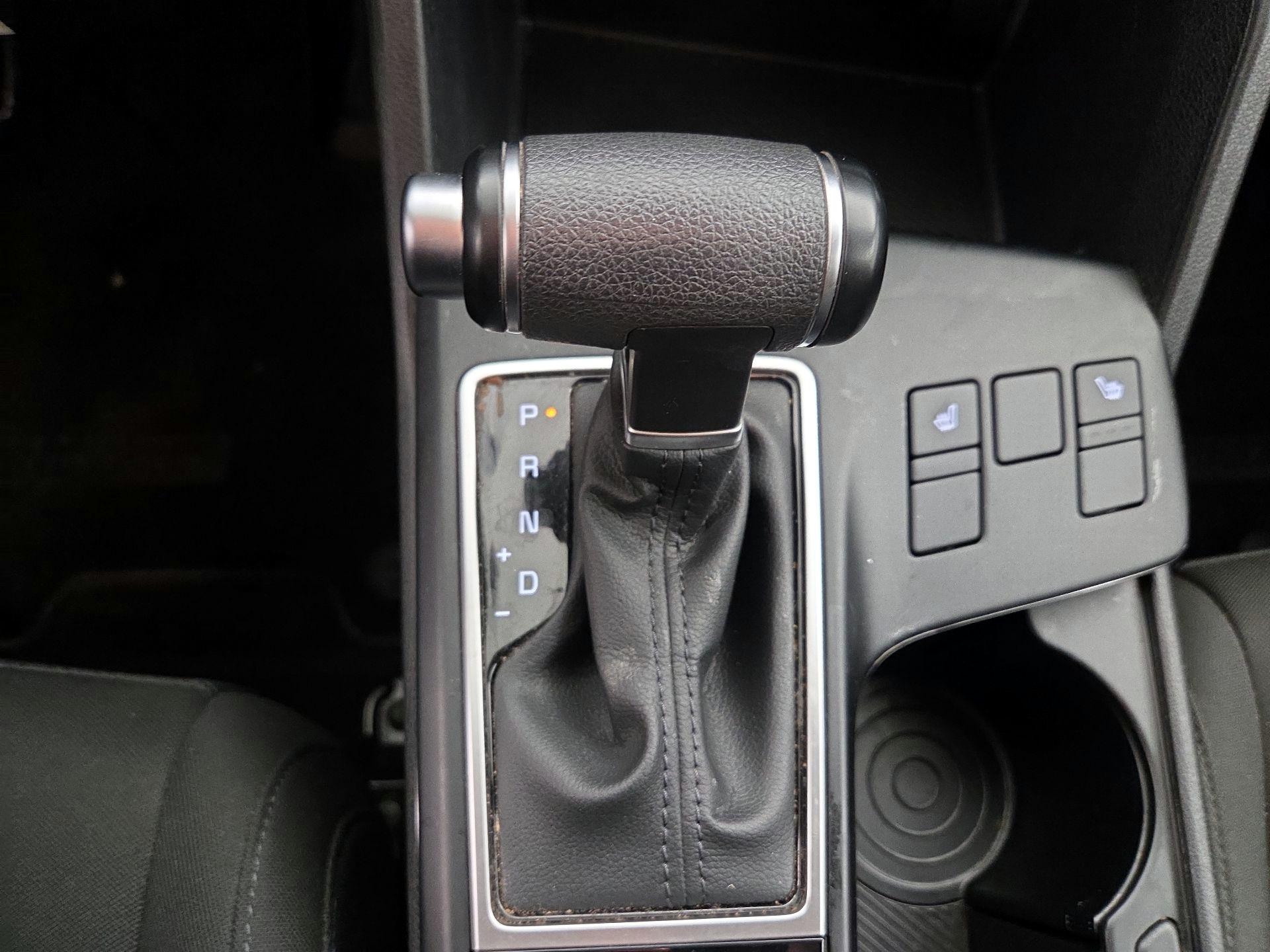 Thumbnail: 2023 Kia Sportage - 17