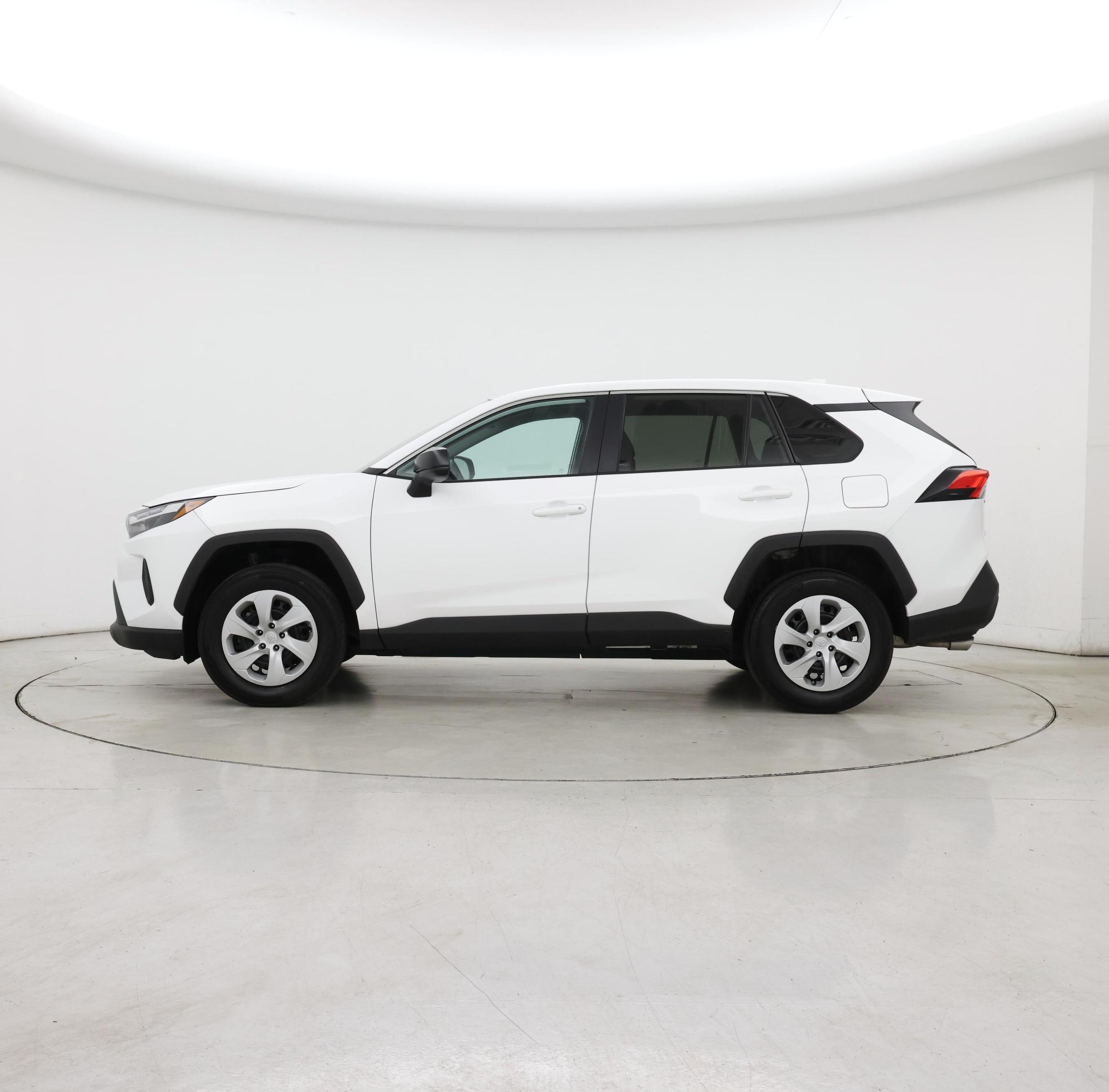 Thumbnail: 2024 Toyota RAV4 - 3