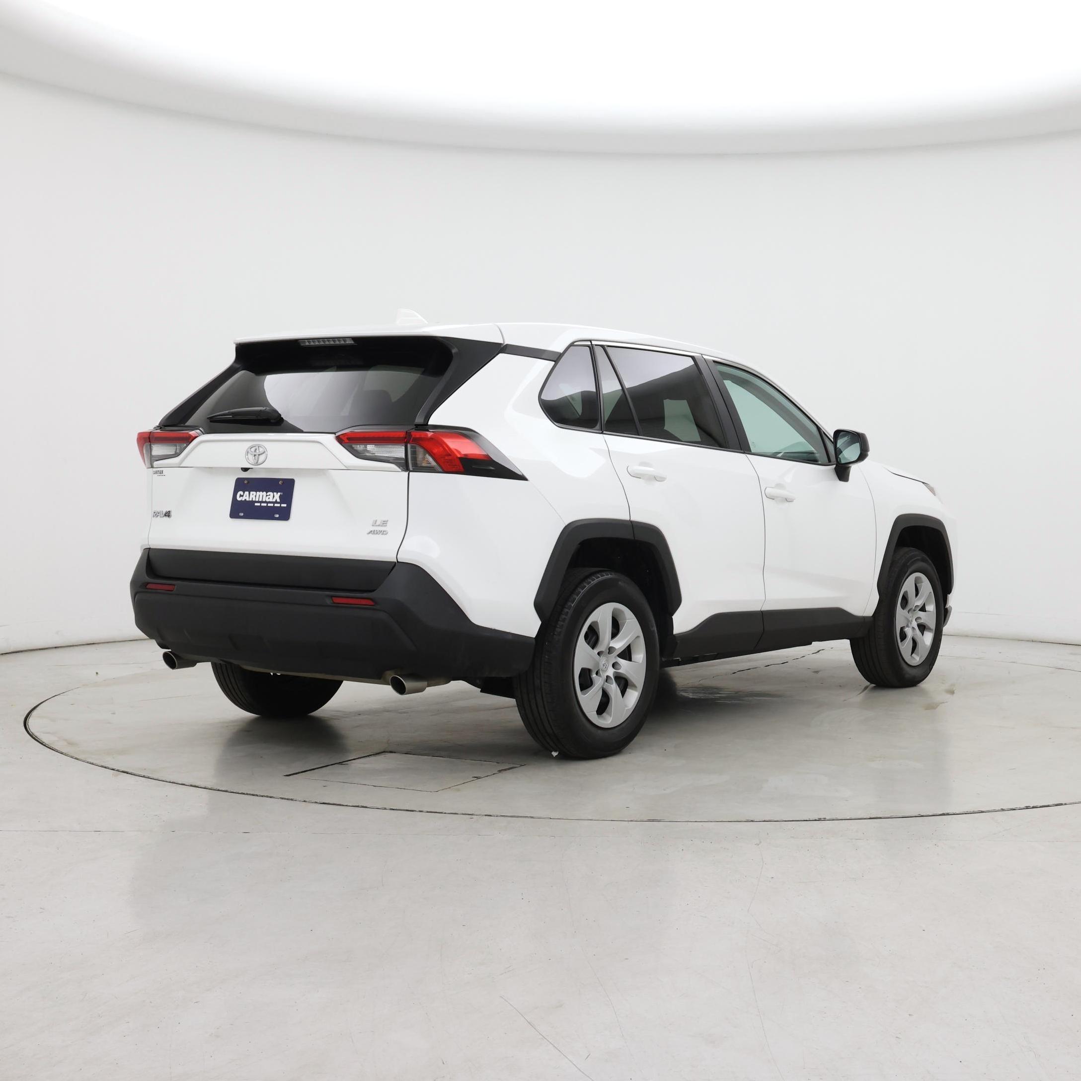 Thumbnail: 2024 Toyota RAV4 - 8