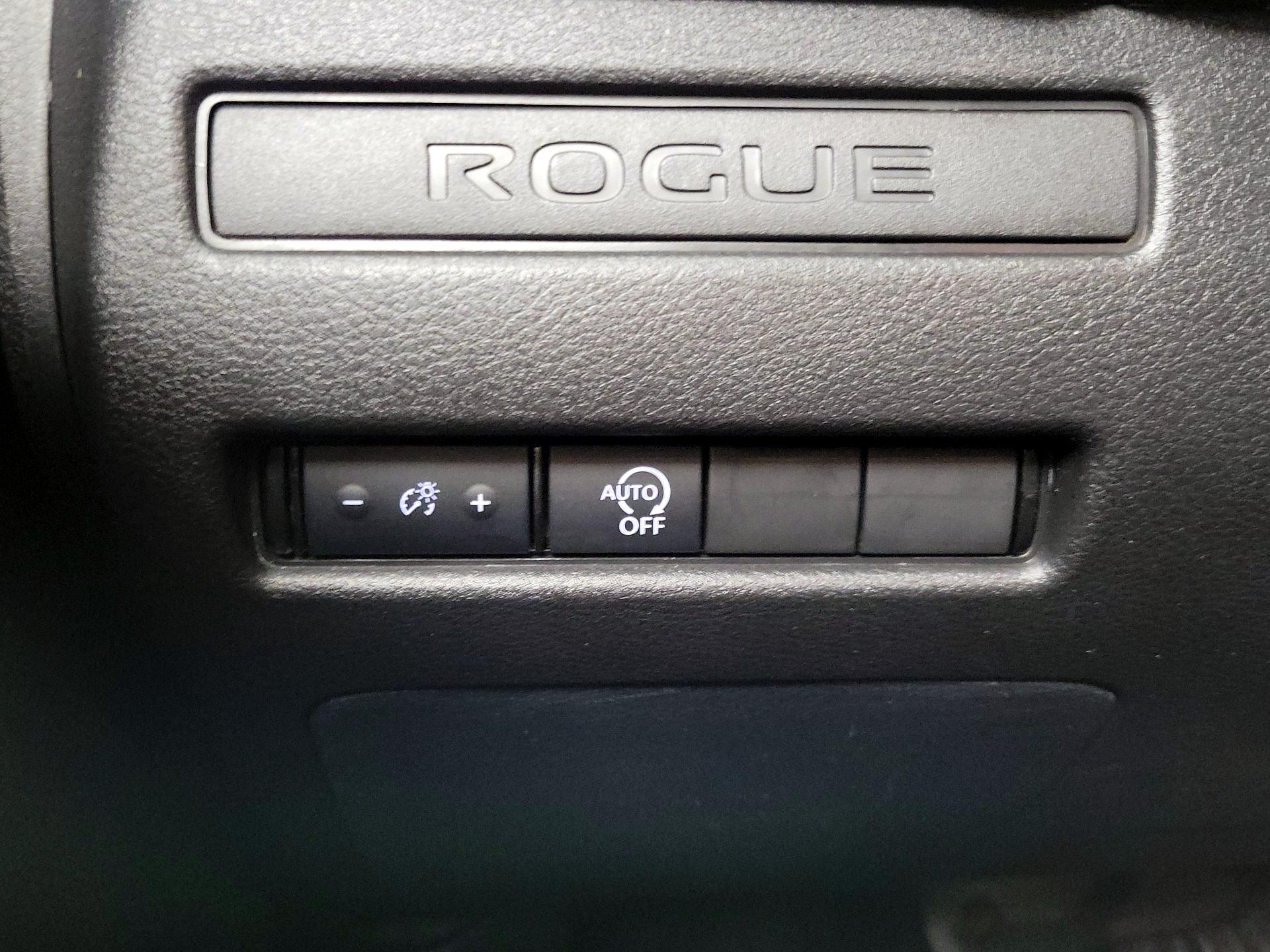 Thumbnail: 2023 Nissan Rogue - 13