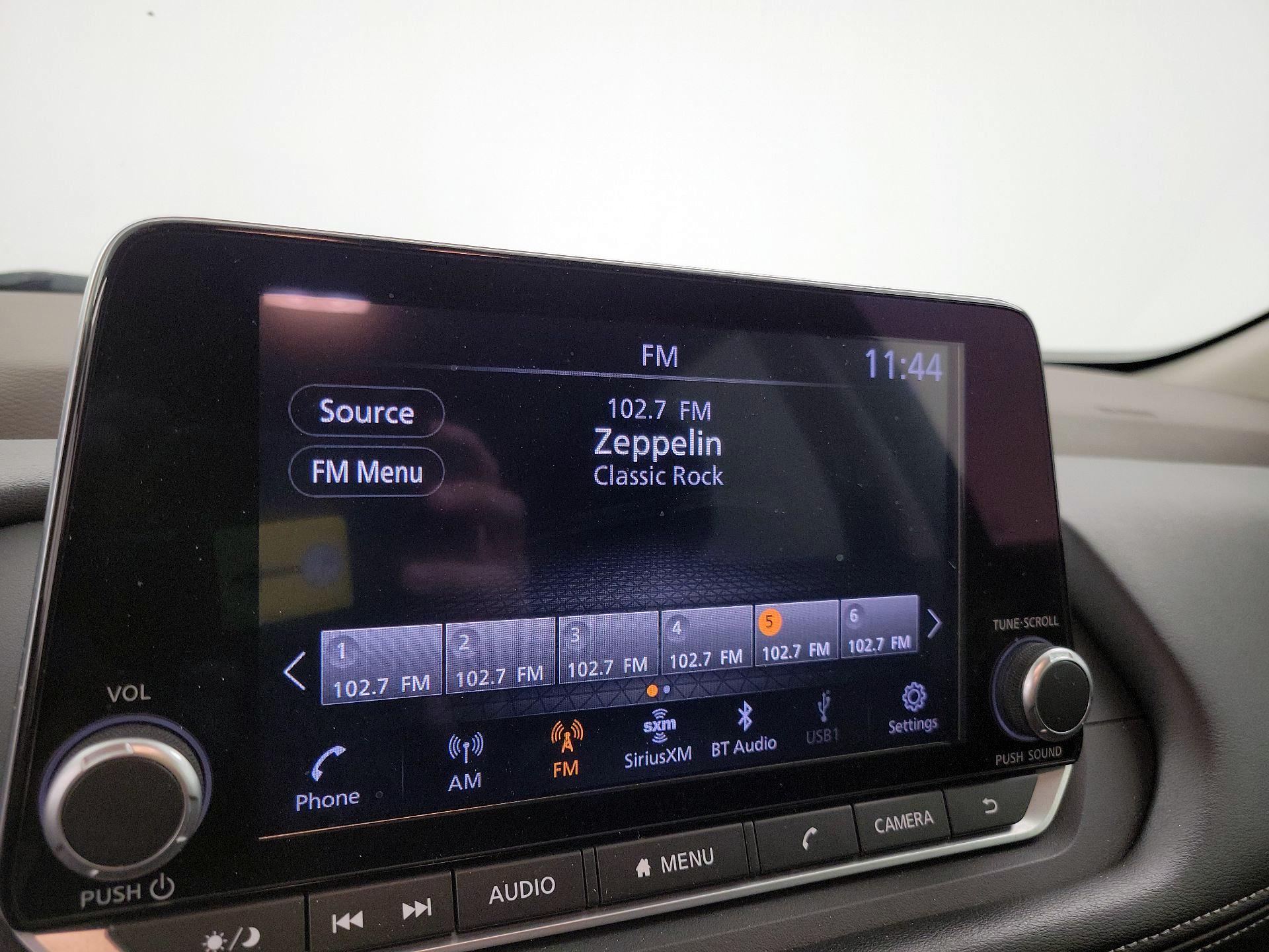 Thumbnail: 2023 Nissan Rogue - 15