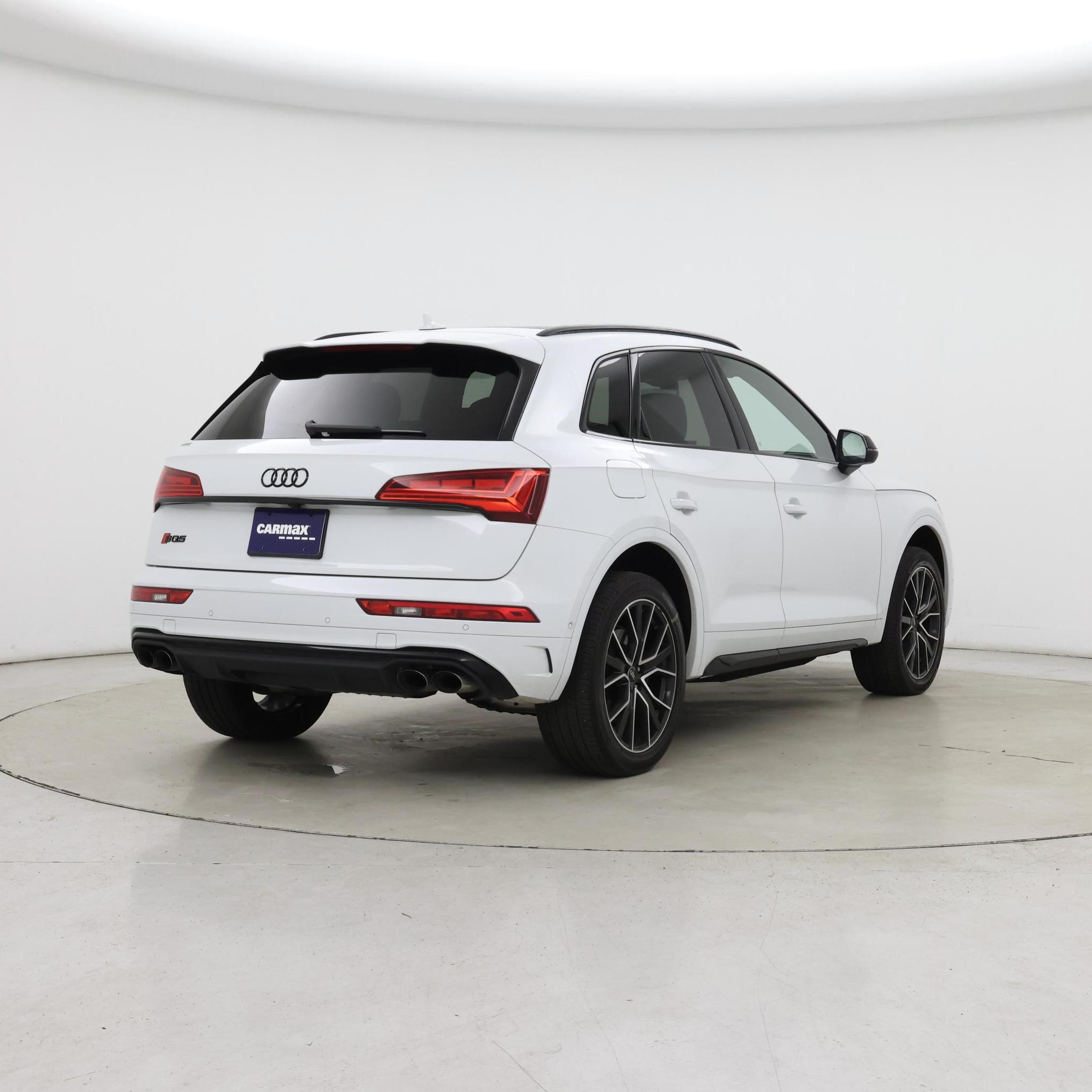 Thumbnail: 2022 Audi SQ5 - 8
