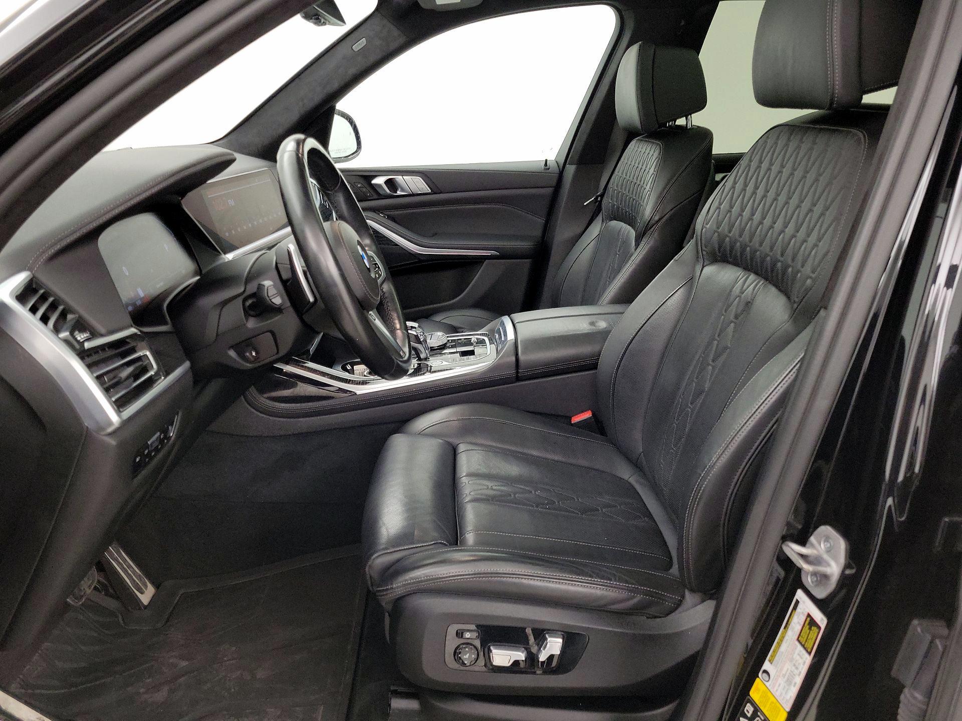 Thumbnail: 2022 BMW X7 - 11