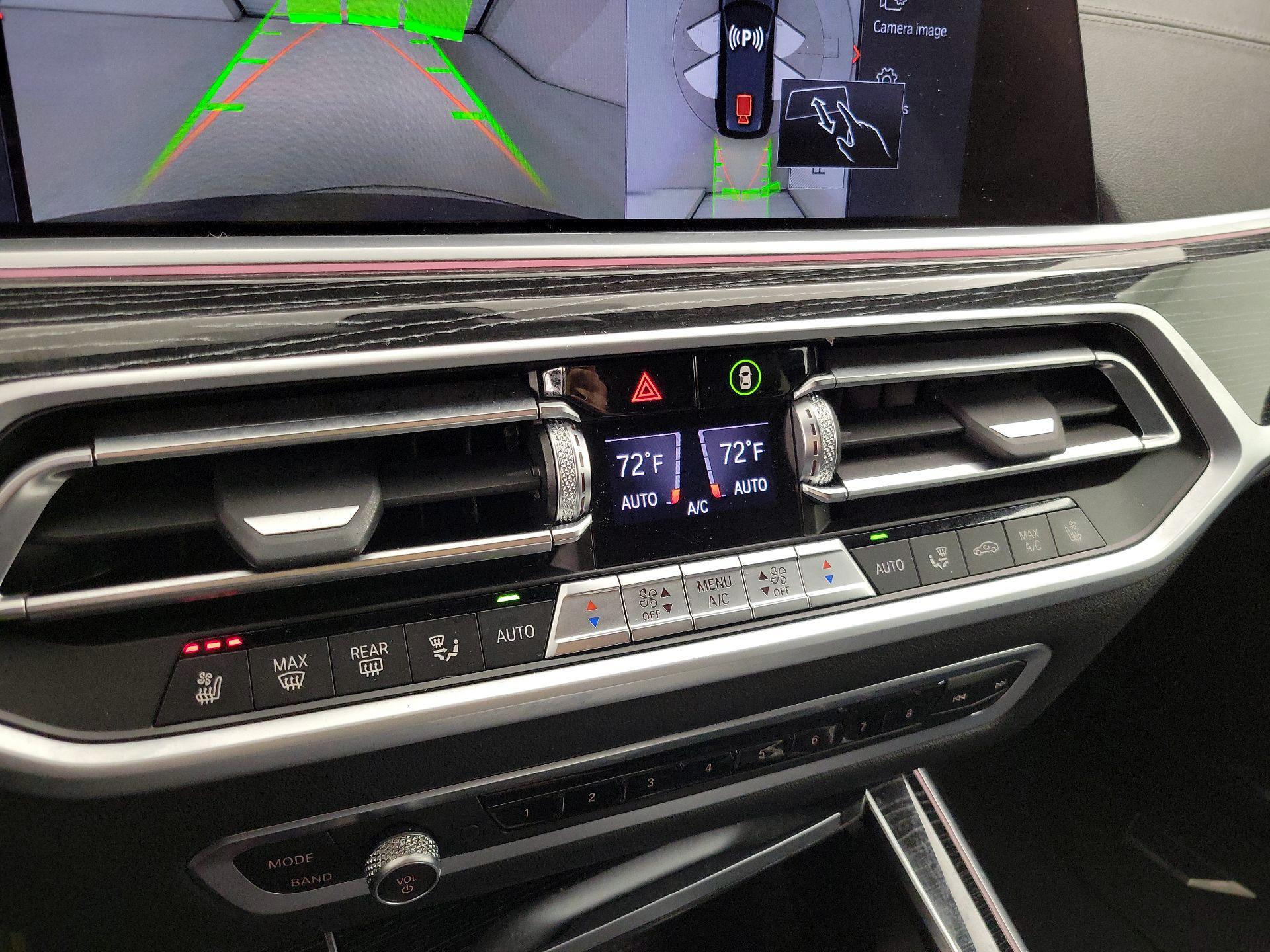 Thumbnail: 2022 BMW X7 - 17