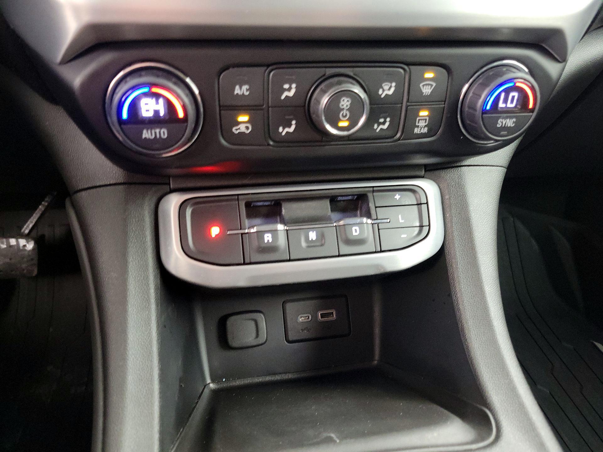 Thumbnail: 2021 GMC Acadia - 17