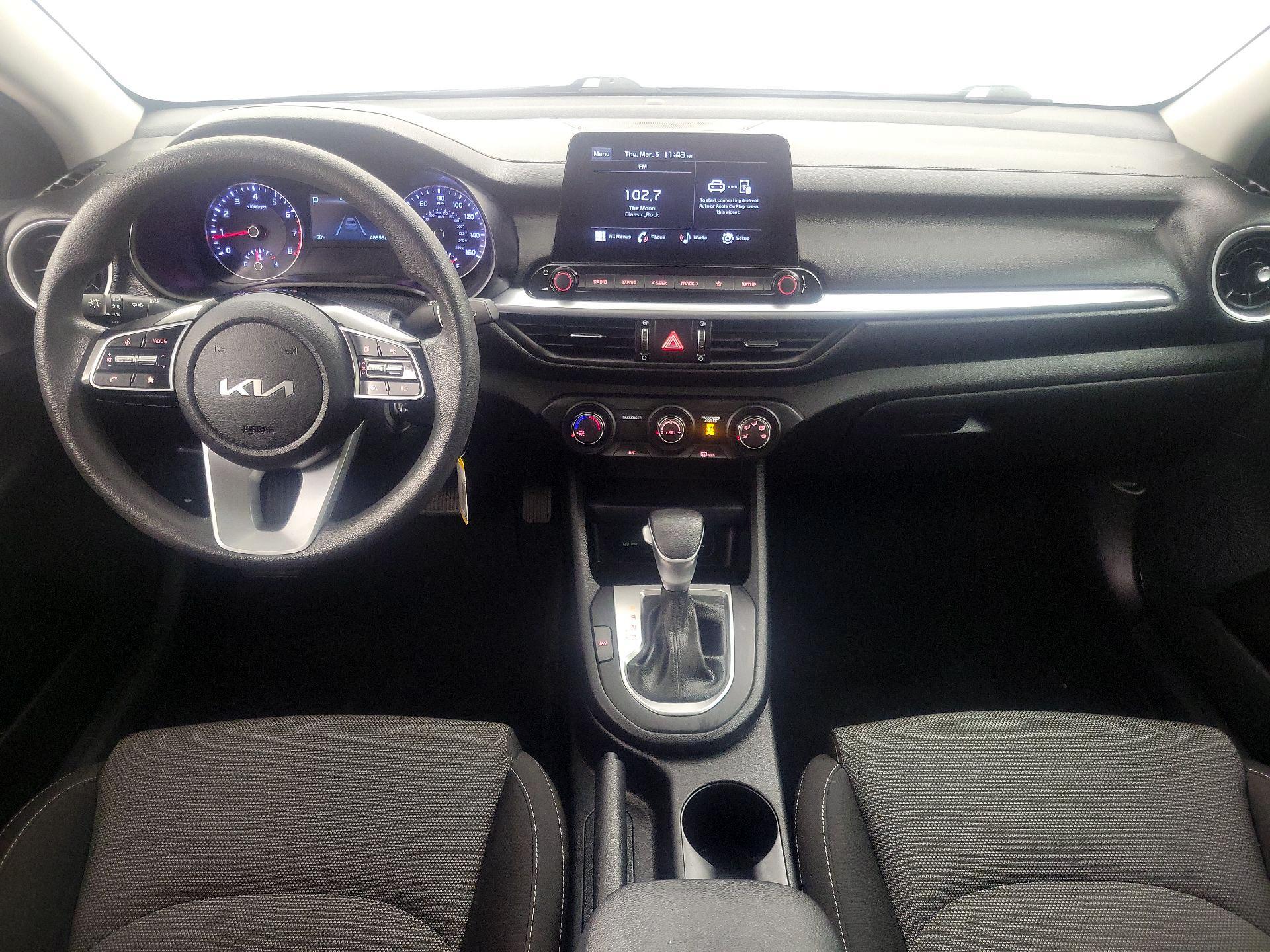 Thumbnail: 2023 Kia Forte - 9